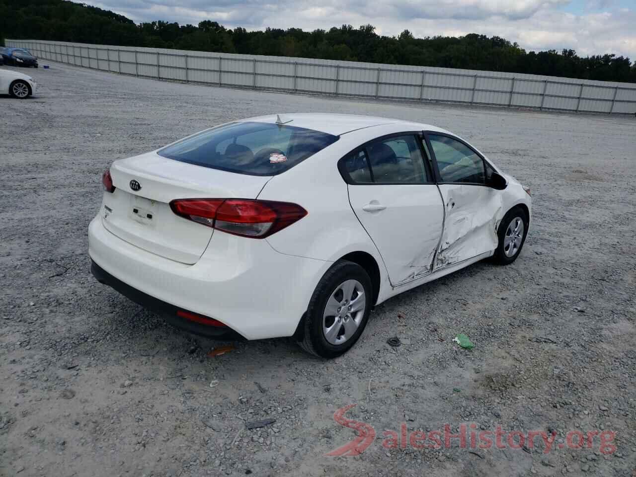 3KPFK4A75JE244632 2018 KIA FORTE