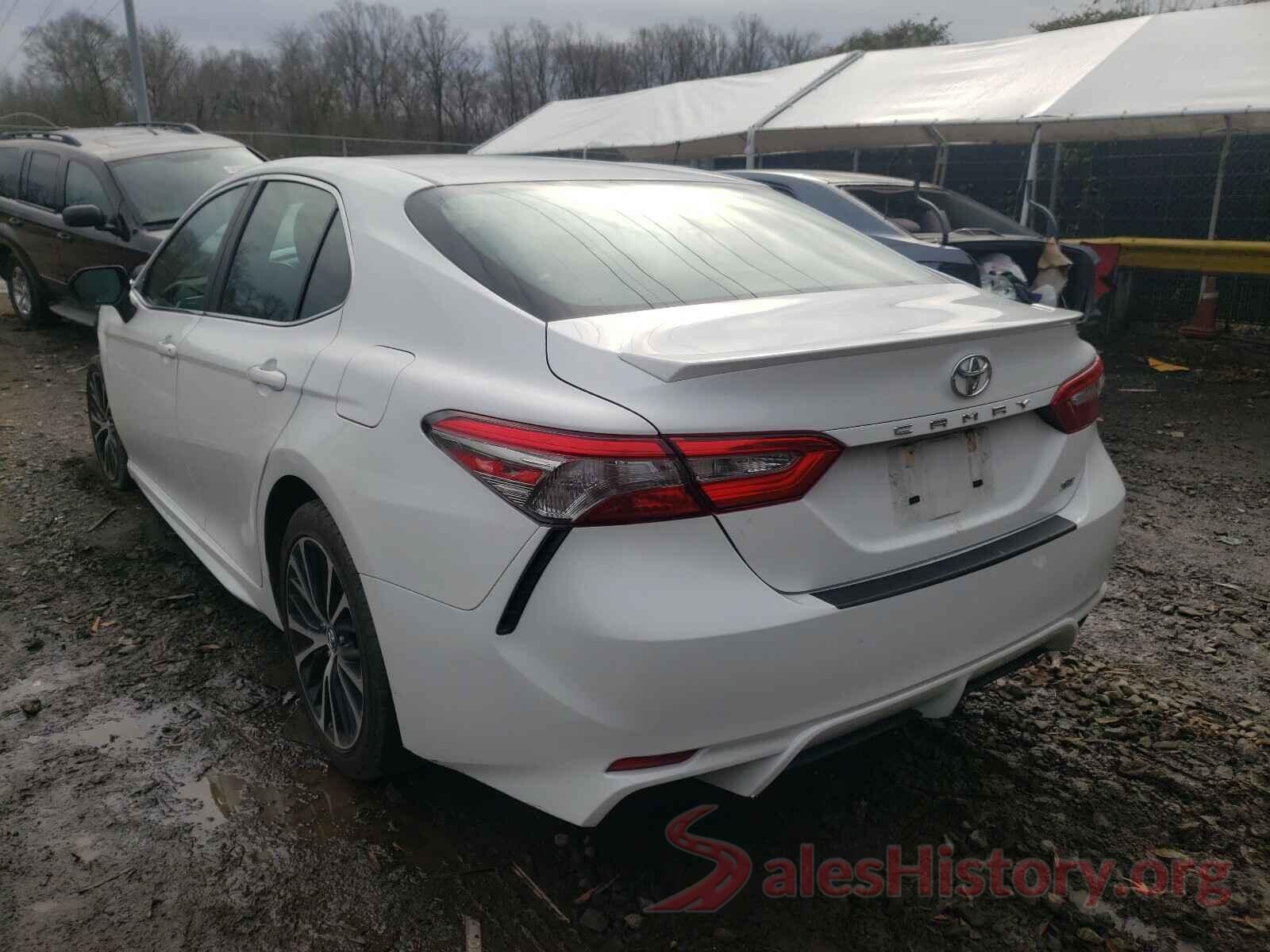 4T1B11HK5JU634928 2018 TOYOTA CAMRY