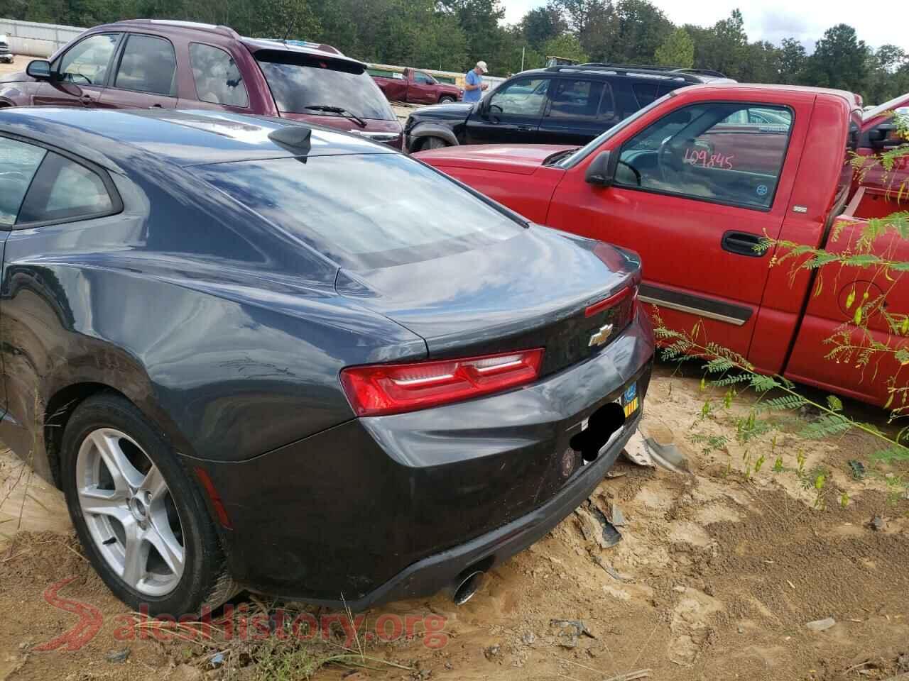 2016 CHEVROLET CAMARO VIN 1G1FB1RSXG0154815, right side view