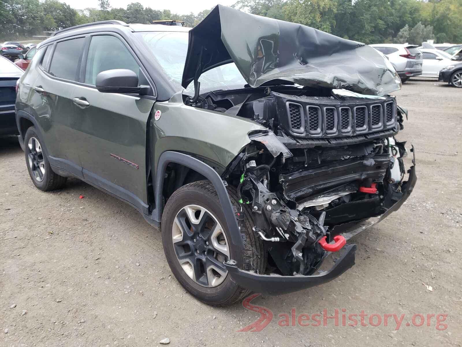 3C4NJDDBXJT366607 2018 JEEP COMPASS