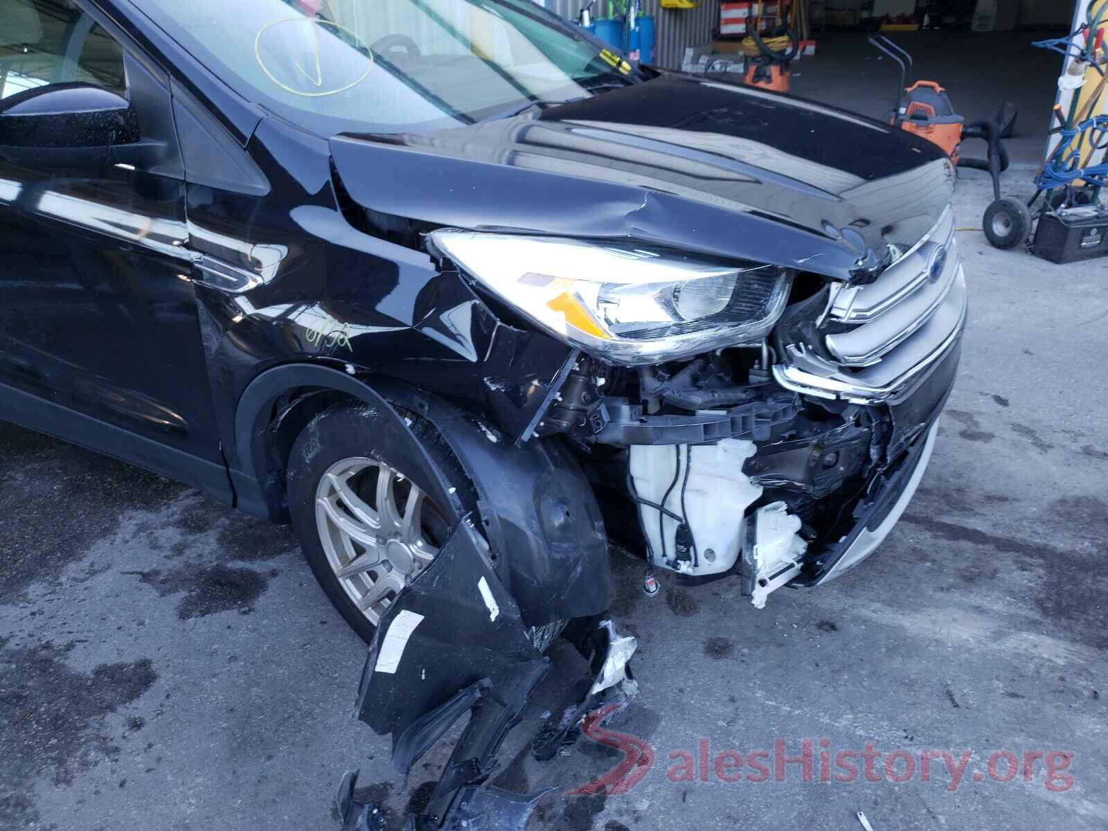 1FMCU0G93HUC81216 2017 FORD ESCAPE