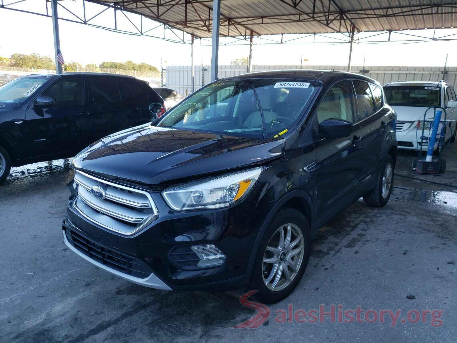 1FMCU0G93HUC81216 2017 FORD ESCAPE