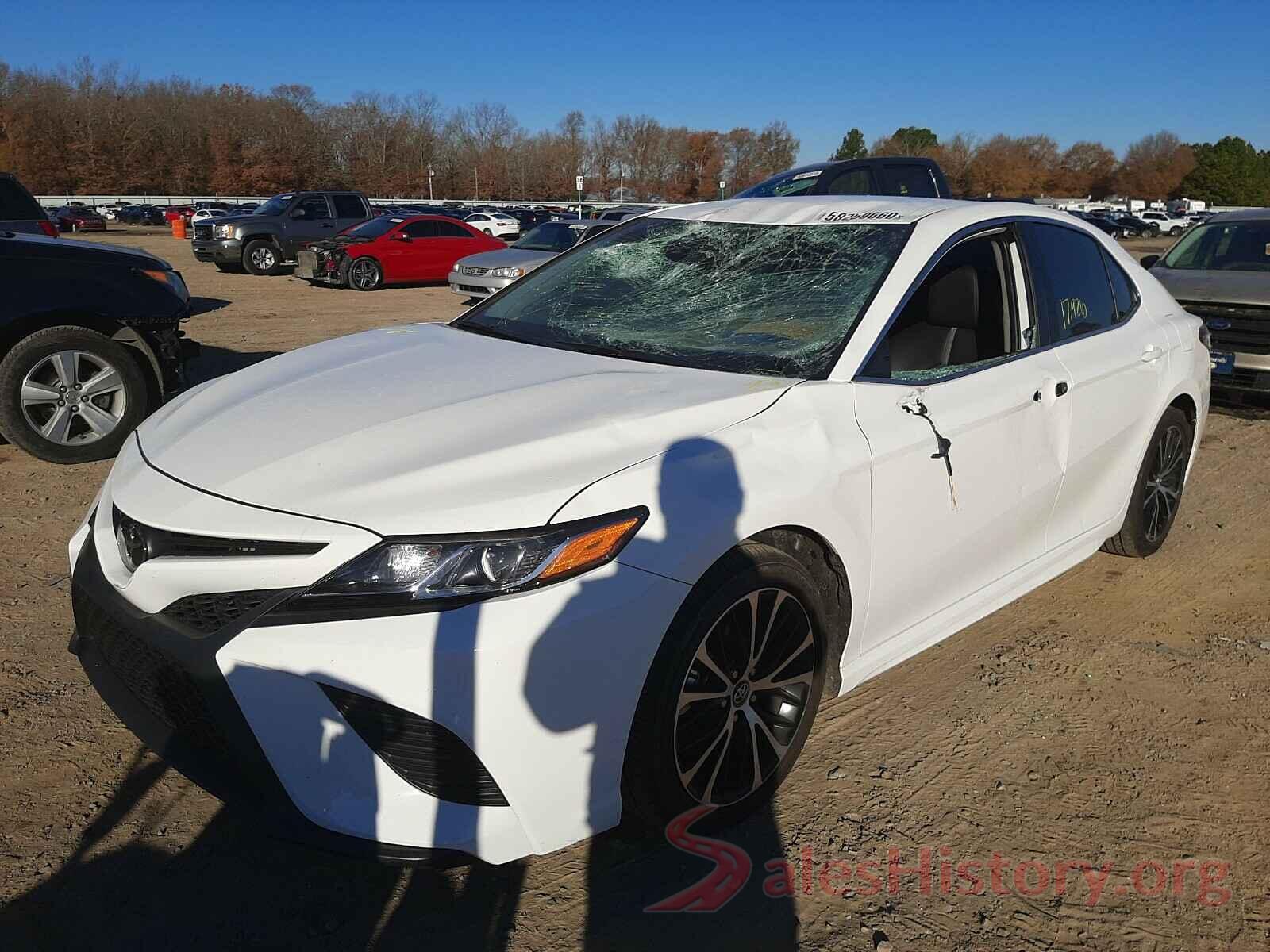 4T1G11AK3LU315241 2020 TOYOTA CAMRY