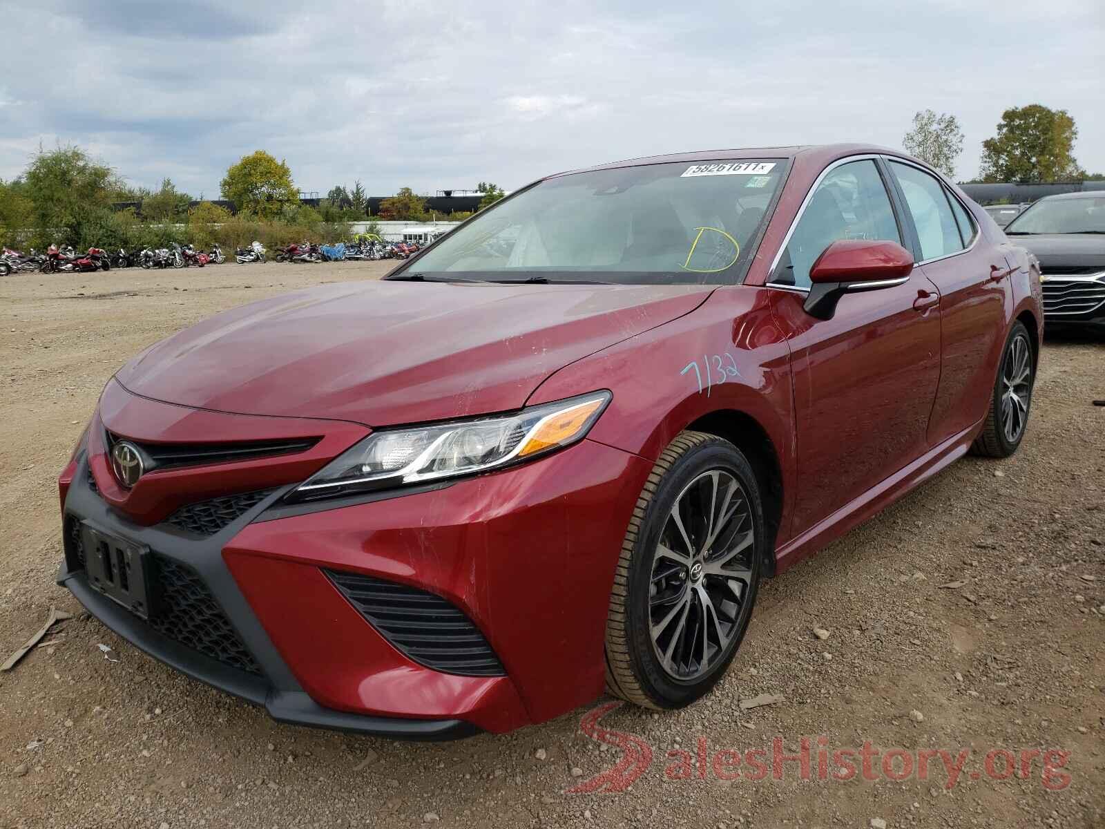 4T1B11HK2JU599491 2018 TOYOTA CAMRY