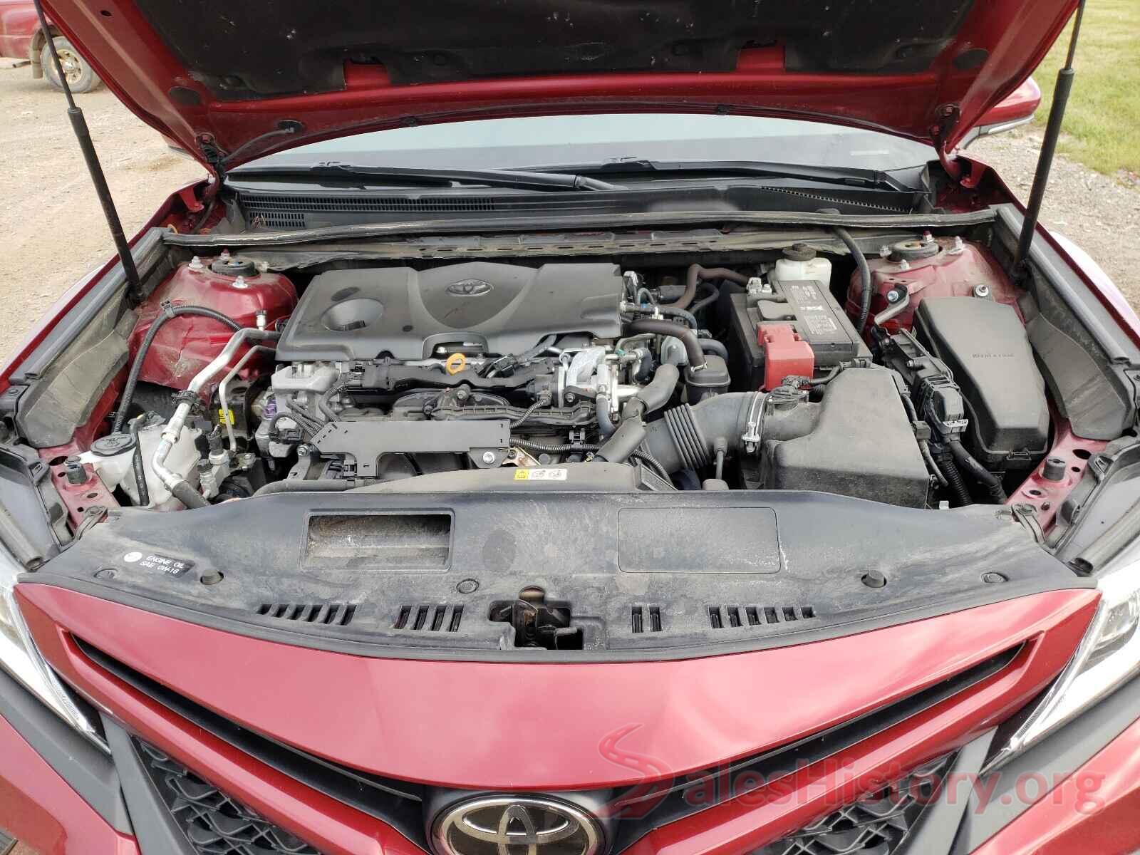 4T1B11HK2JU599491 2018 TOYOTA CAMRY