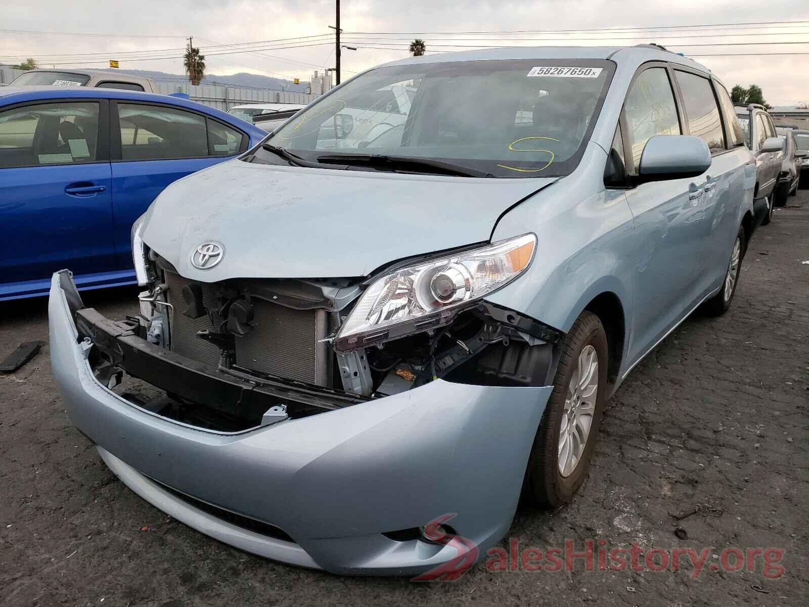 5TDYZ3DC7HS819661 2017 TOYOTA SIENNA