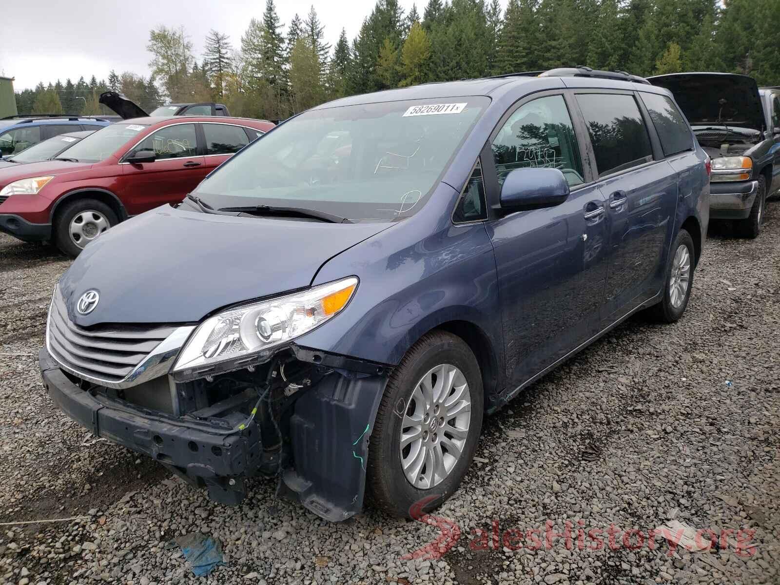 5TDYZ3DC1HS827674 2017 TOYOTA SIENNA