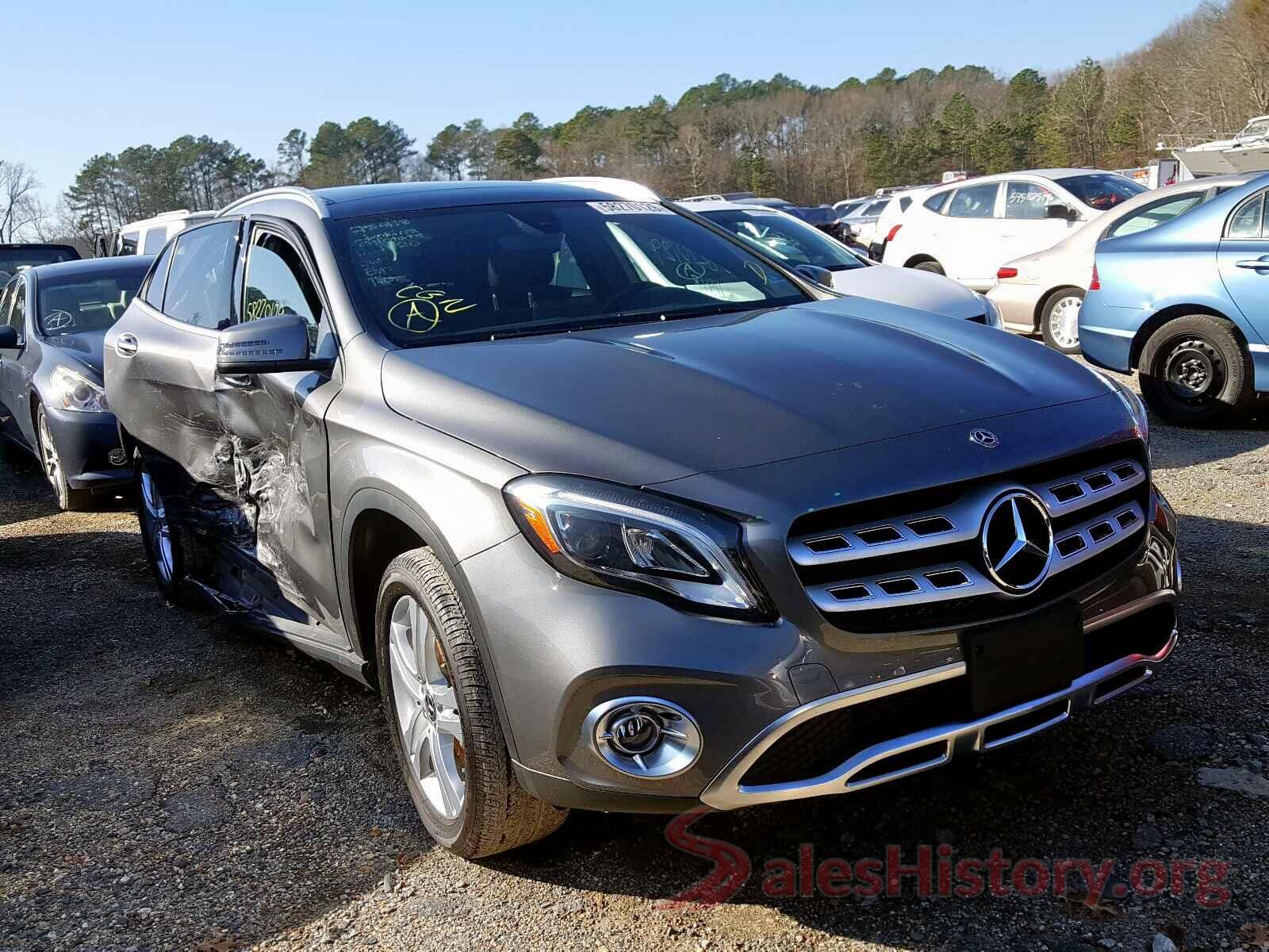 WDCTG4GB0KJ549678 2019 MERCEDES-BENZ GLA-CLASS