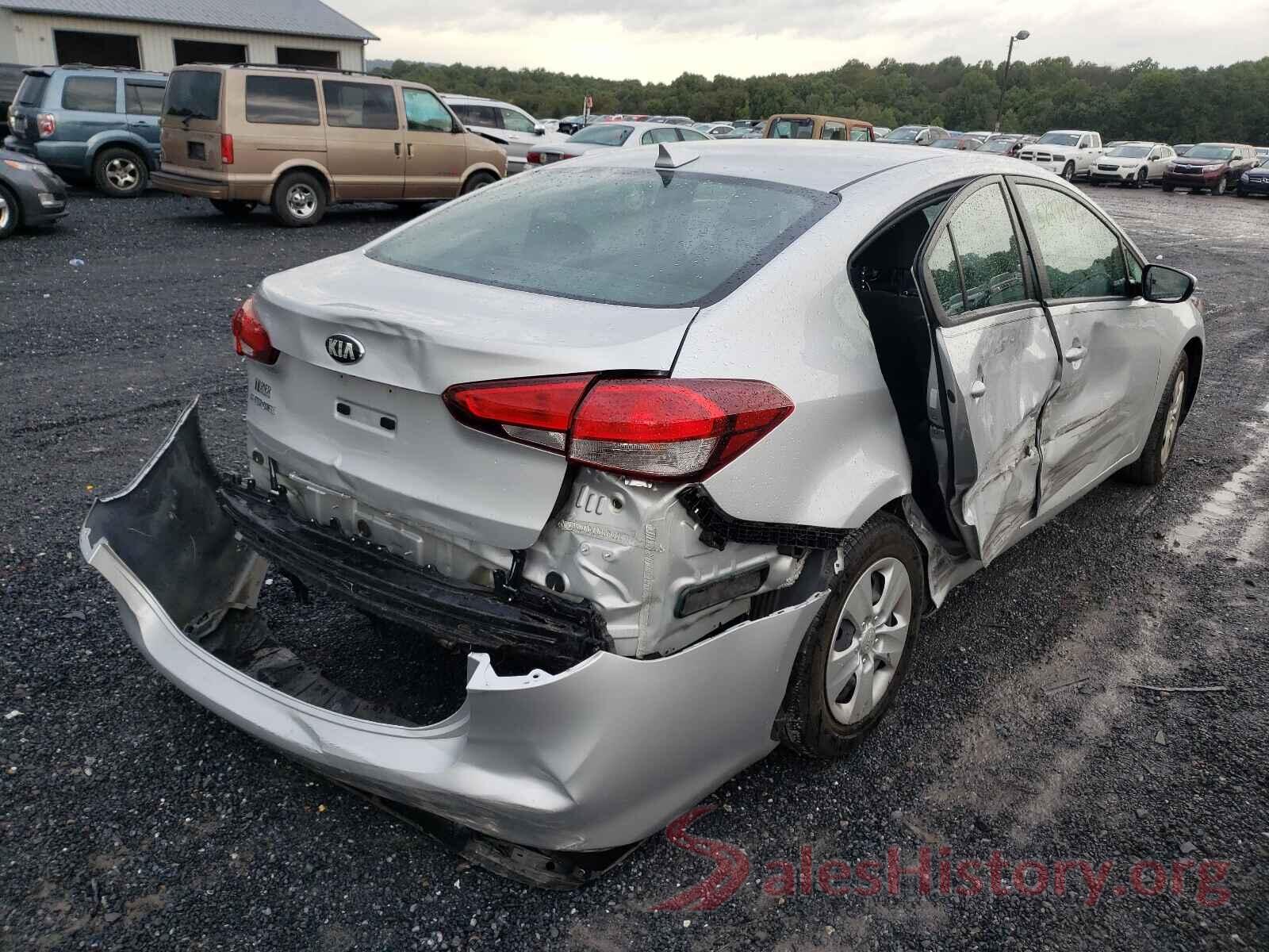 3KPFL4A78JE195309 2018 KIA FORTE