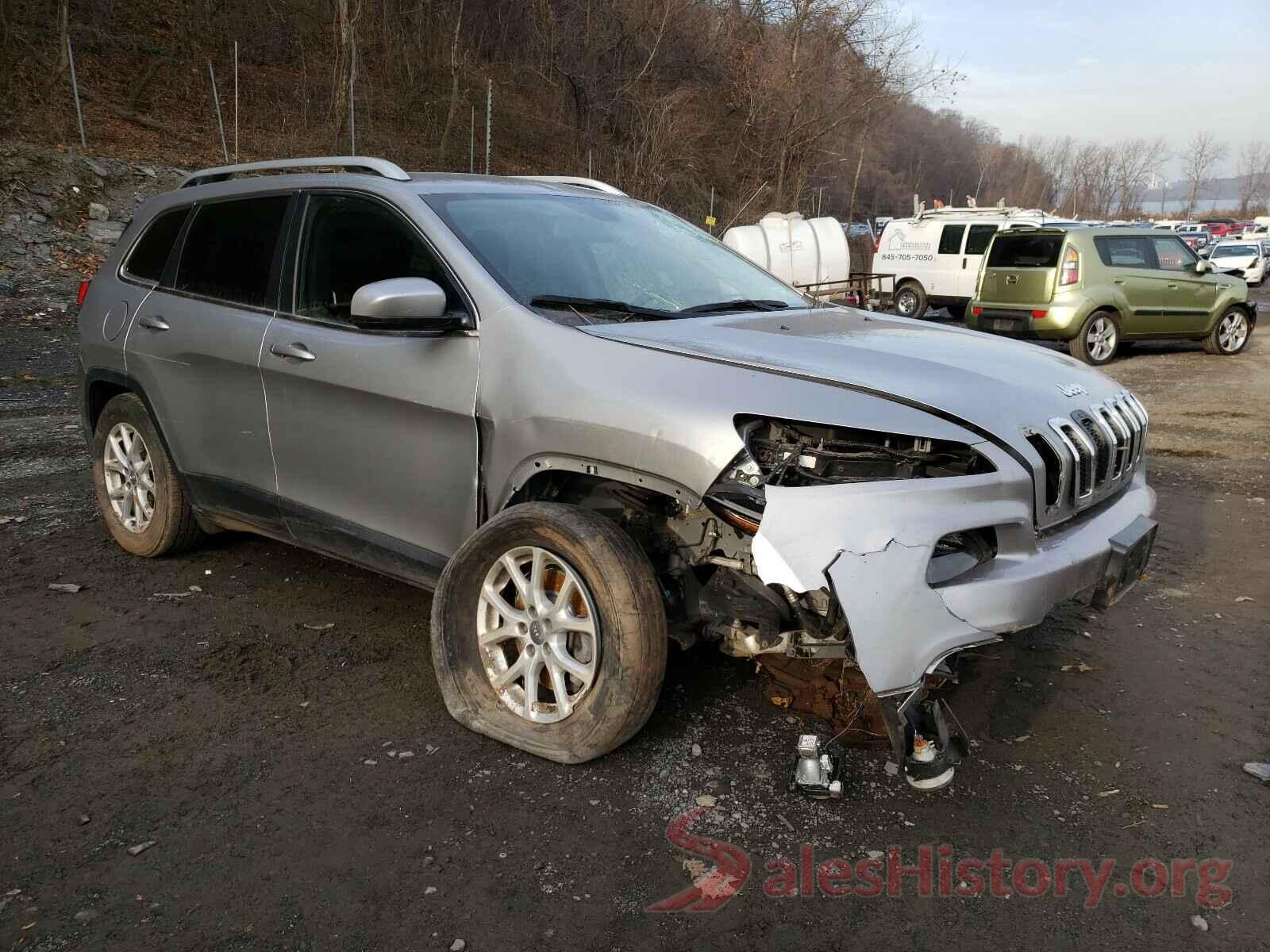 1C4PJMCB2HW632992 2017 JEEP CHEROKEE