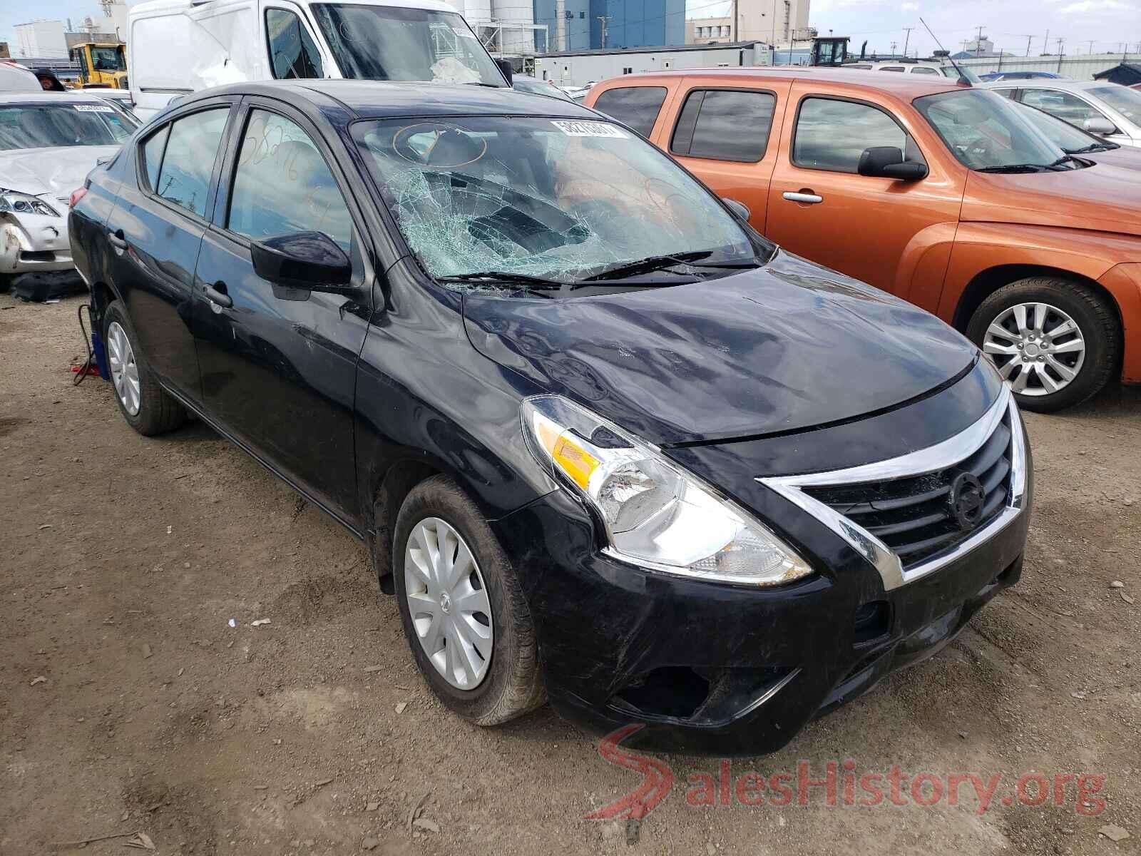 3N1CN7AP2JL800941 2018 NISSAN VERSA