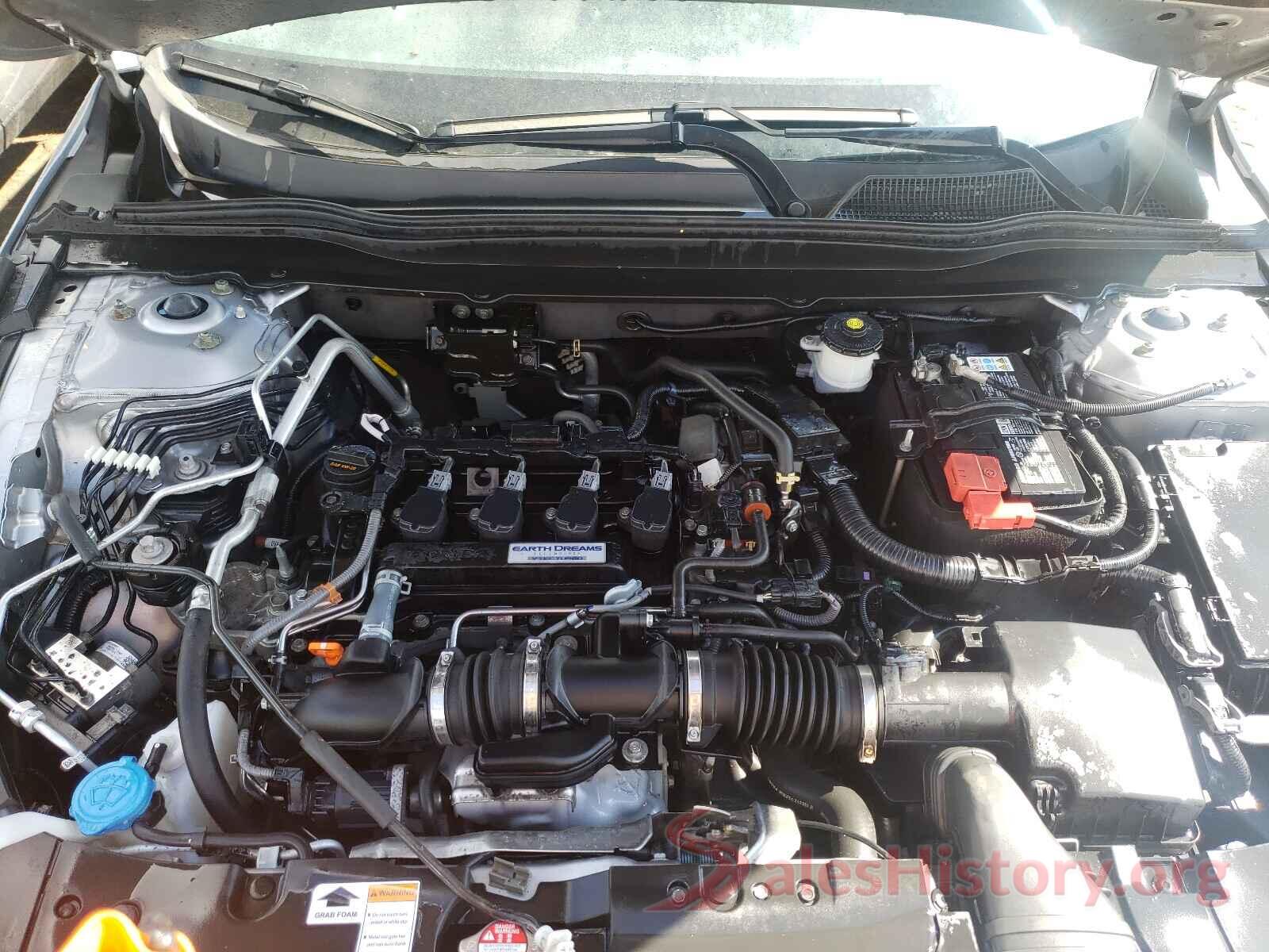 1HGCV1F31JA201151 2018 HONDA ACCORD