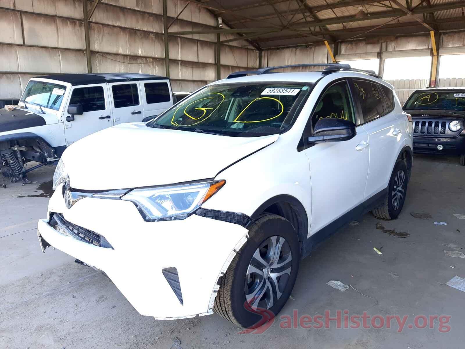 JTMZFREV8HJ128393 2017 TOYOTA RAV4