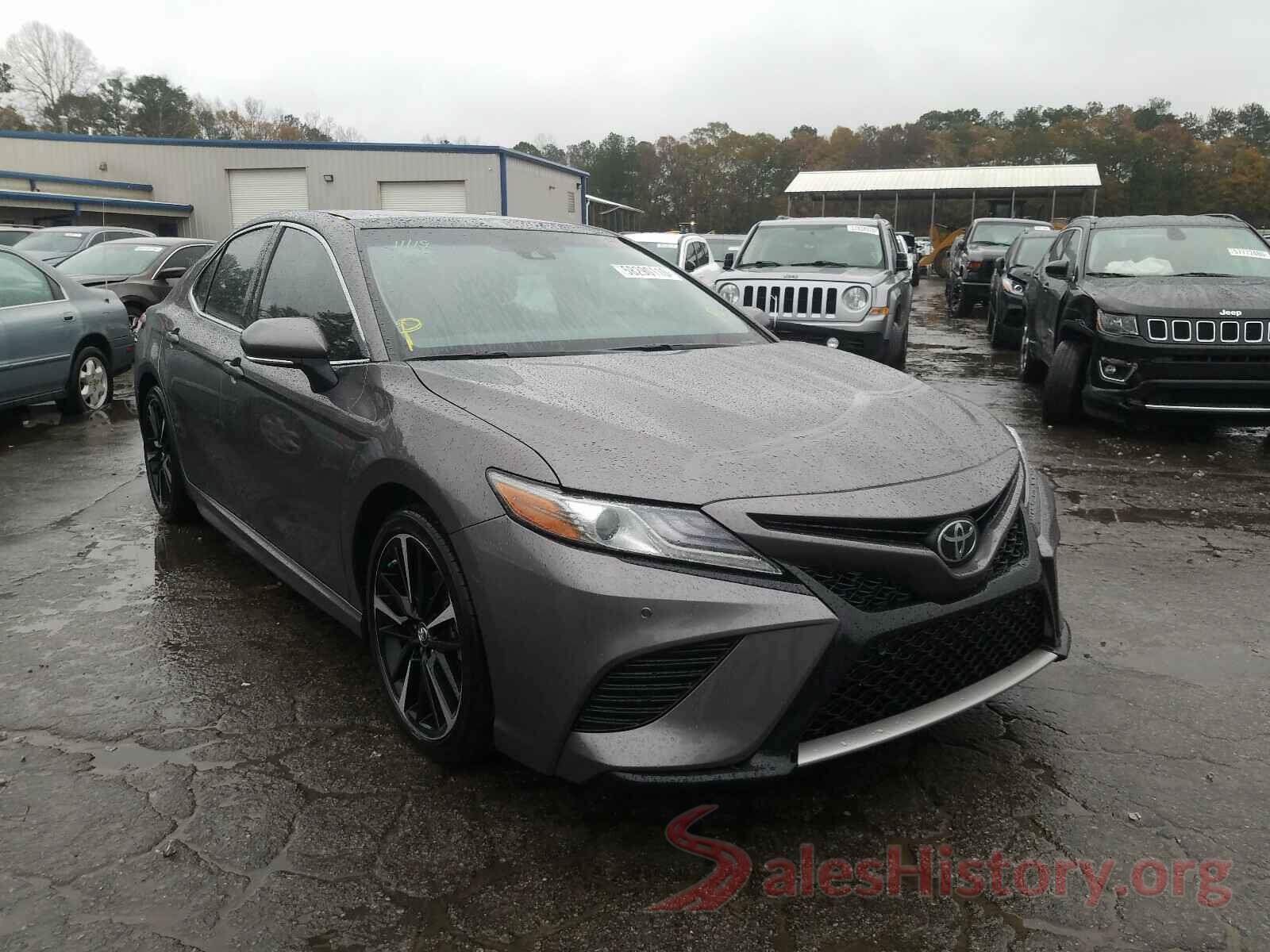 4T1B61HK9JU154800 2018 TOYOTA CAMRY