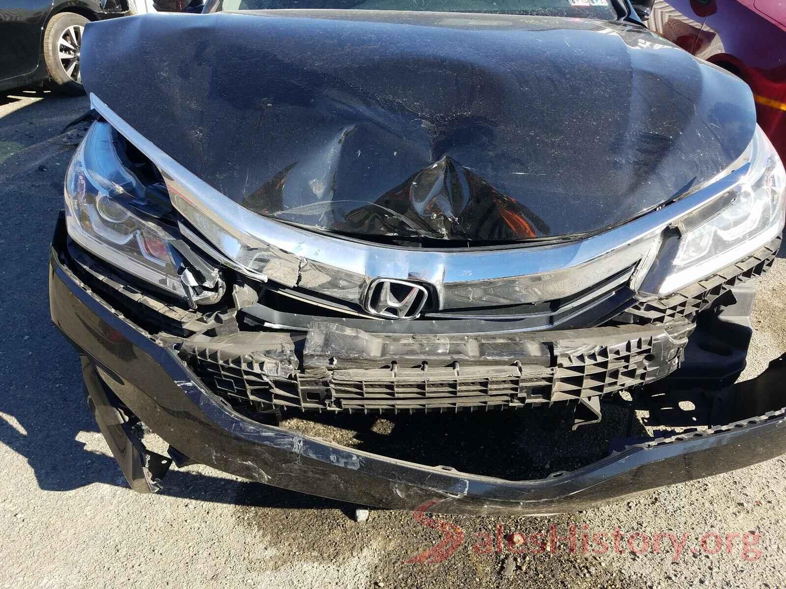 1HGCR2F75HA176360 2017 HONDA ACCORD