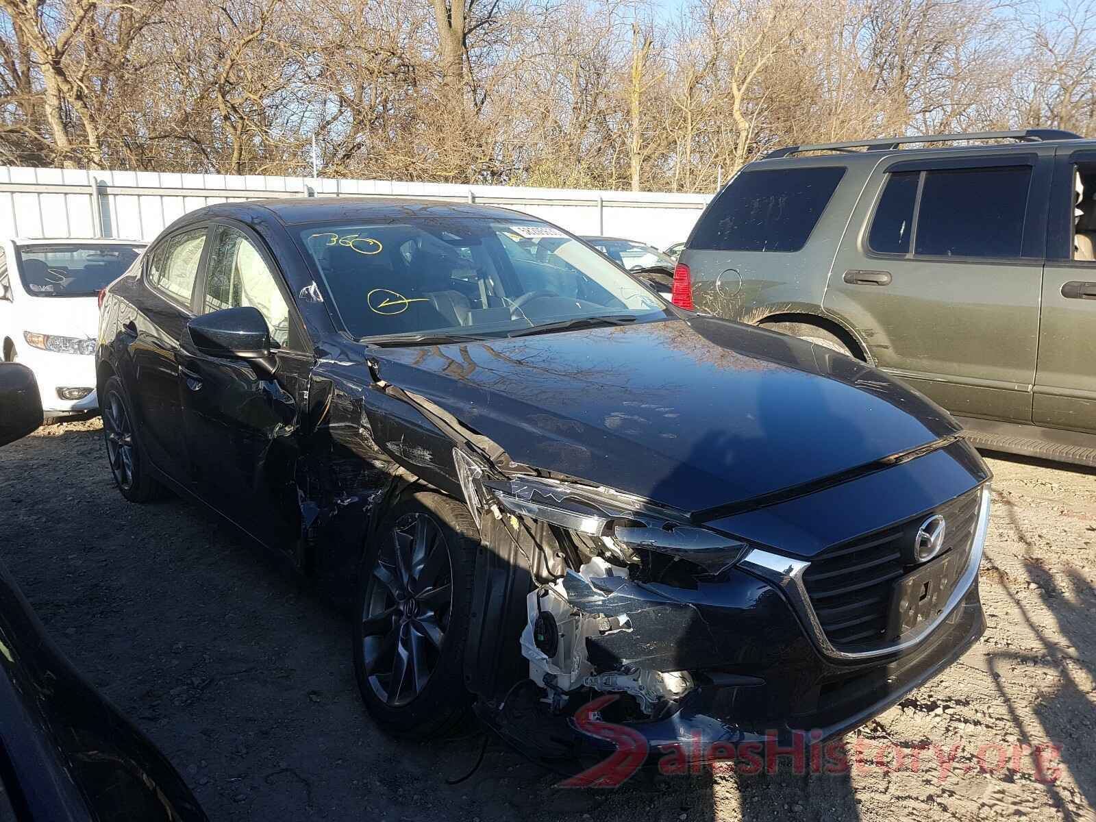 3MZBN1V33JM231750 2018 MAZDA 3