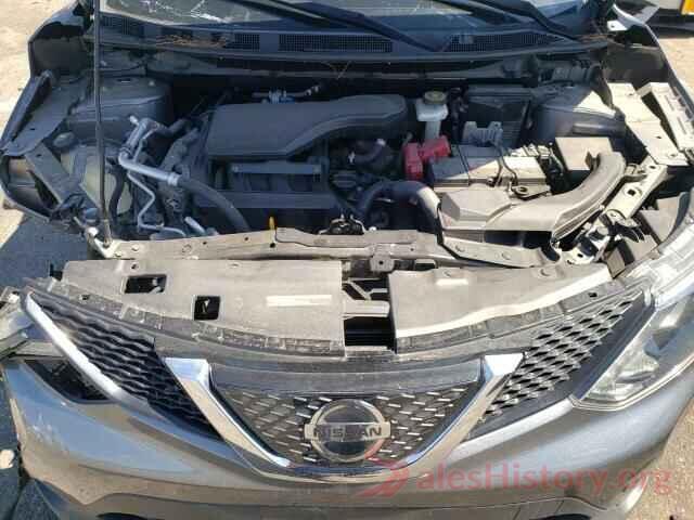 JN1BJ1CR9JW252708 2018 NISSAN ROGUE