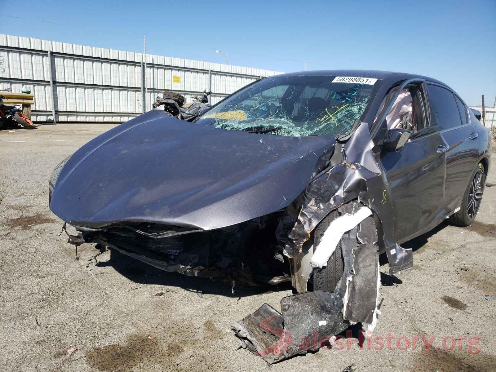 1HGCR2F11HA033787 2017 HONDA ACCORD