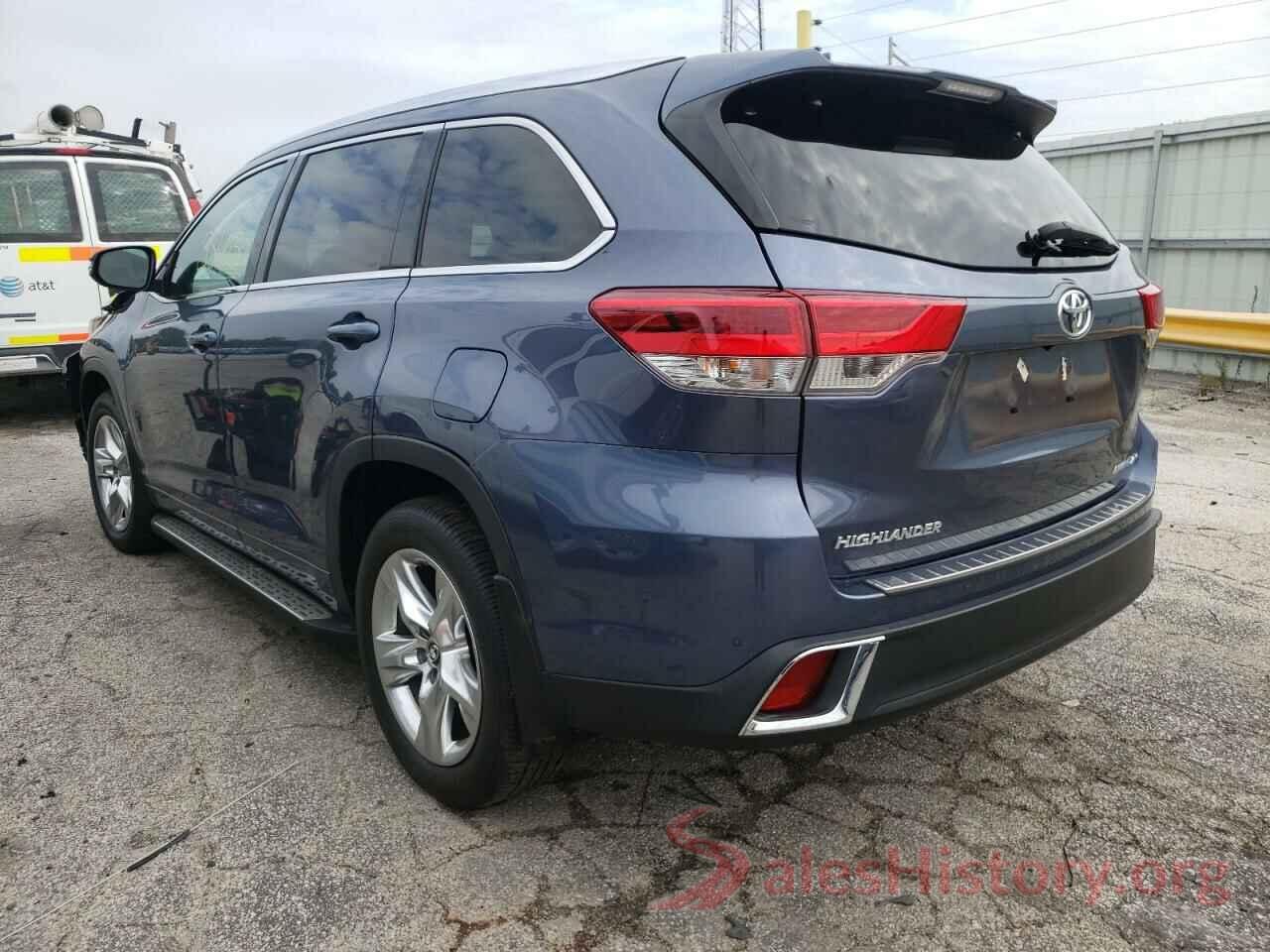 5TDDZRFH8JS873339 2018 TOYOTA HIGHLANDER