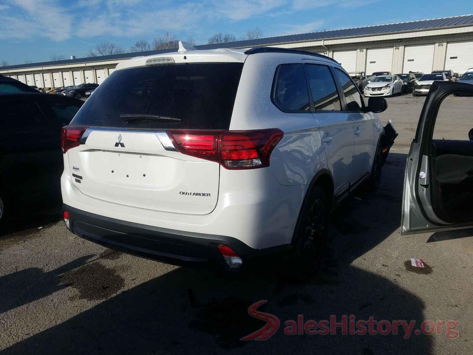 JA4AD3A30JZ055994 2018 MITSUBISHI OUTLANDER