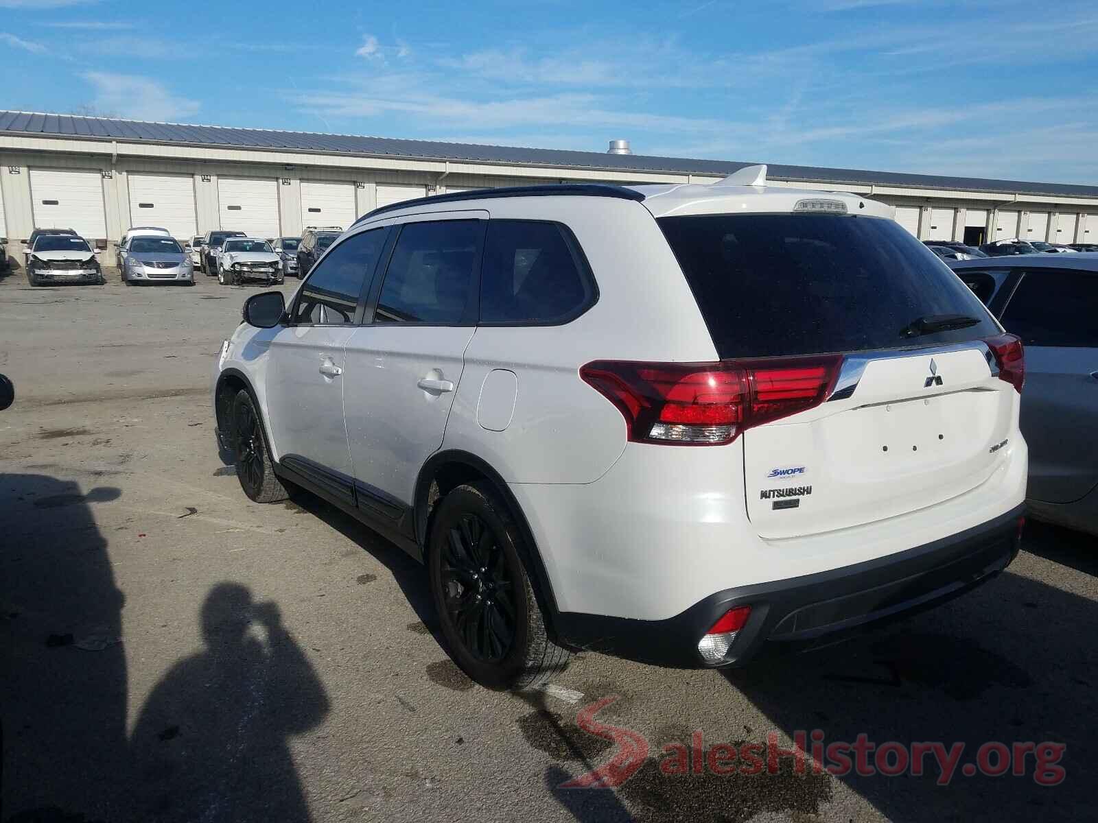 JA4AD3A30JZ055994 2018 MITSUBISHI OUTLANDER