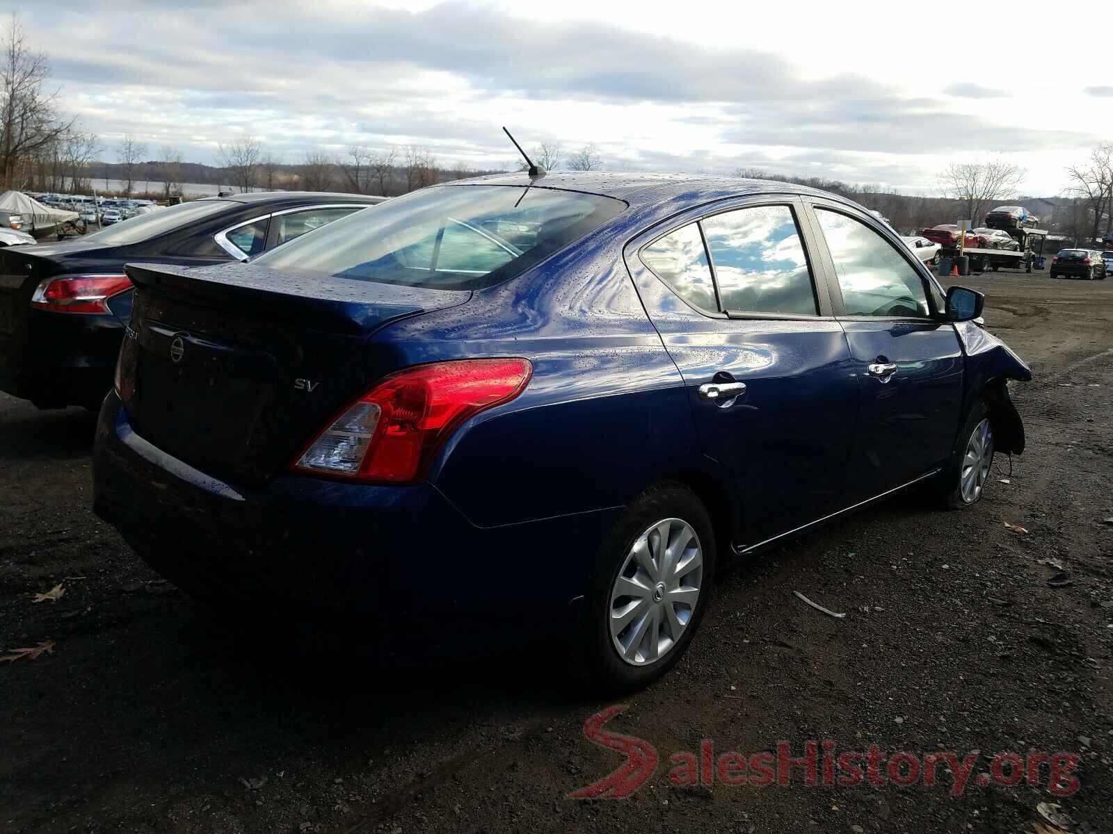 3N1CN7AP6JL869972 2018 NISSAN VERSA