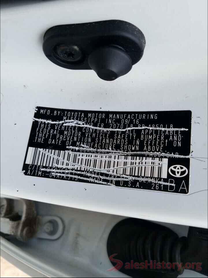 5YFBURHE3HP577950 2017 TOYOTA COROLLA