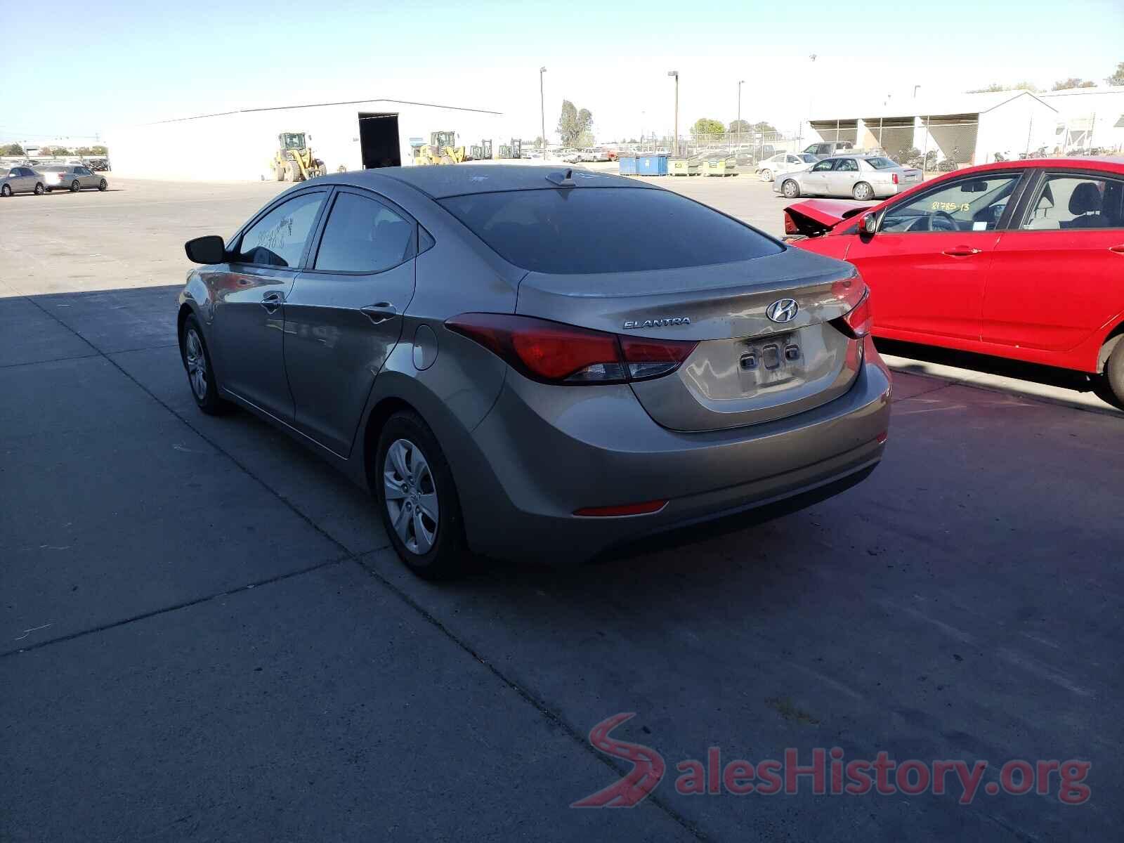 5NPDH4AE8GH716878 2016 HYUNDAI ELANTRA