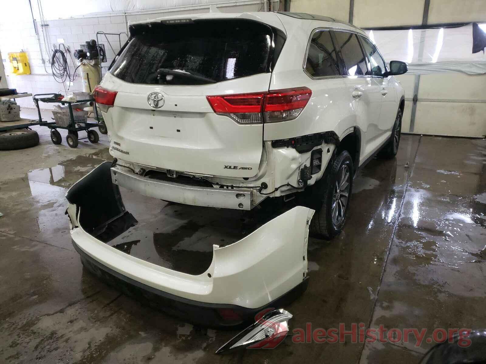 5TDJZRFH1KS589099 2019 TOYOTA HIGHLANDER