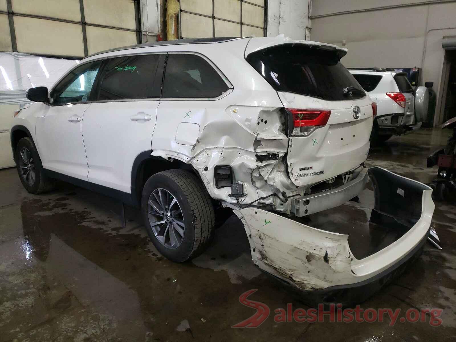 5TDJZRFH1KS589099 2019 TOYOTA HIGHLANDER