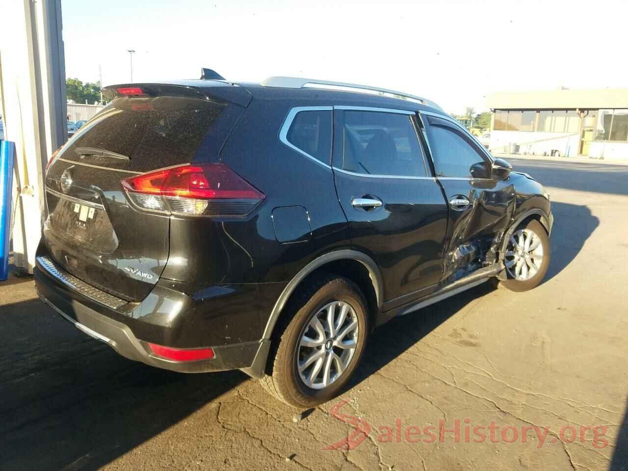 JN8AT2MV0JW350132 2018 NISSAN ROGUE