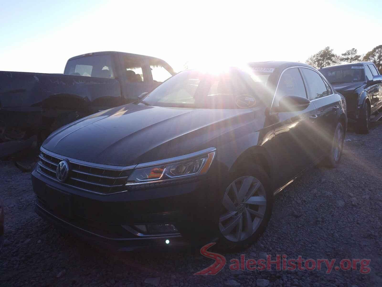 1VWBA7A3XJC023158 2018 VOLKSWAGEN PASSAT