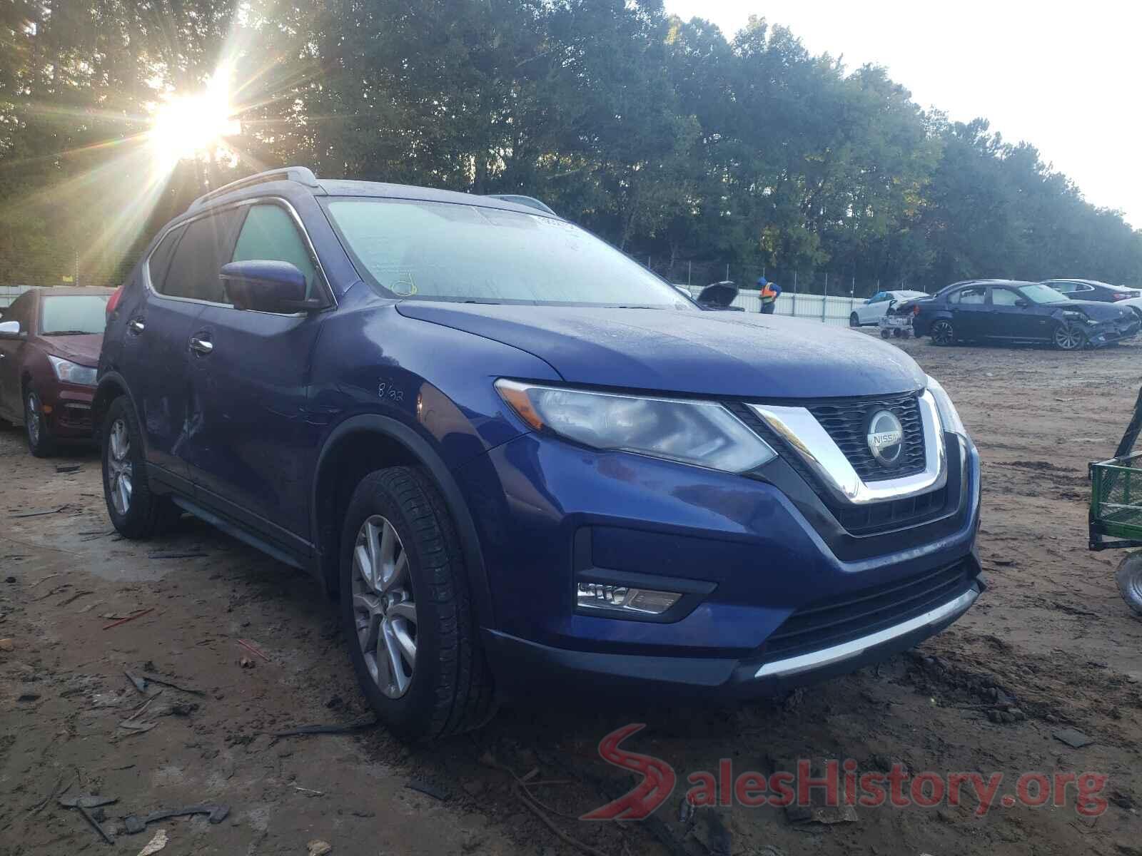 5N1AT2MV4JC771960 2018 NISSAN ROGUE