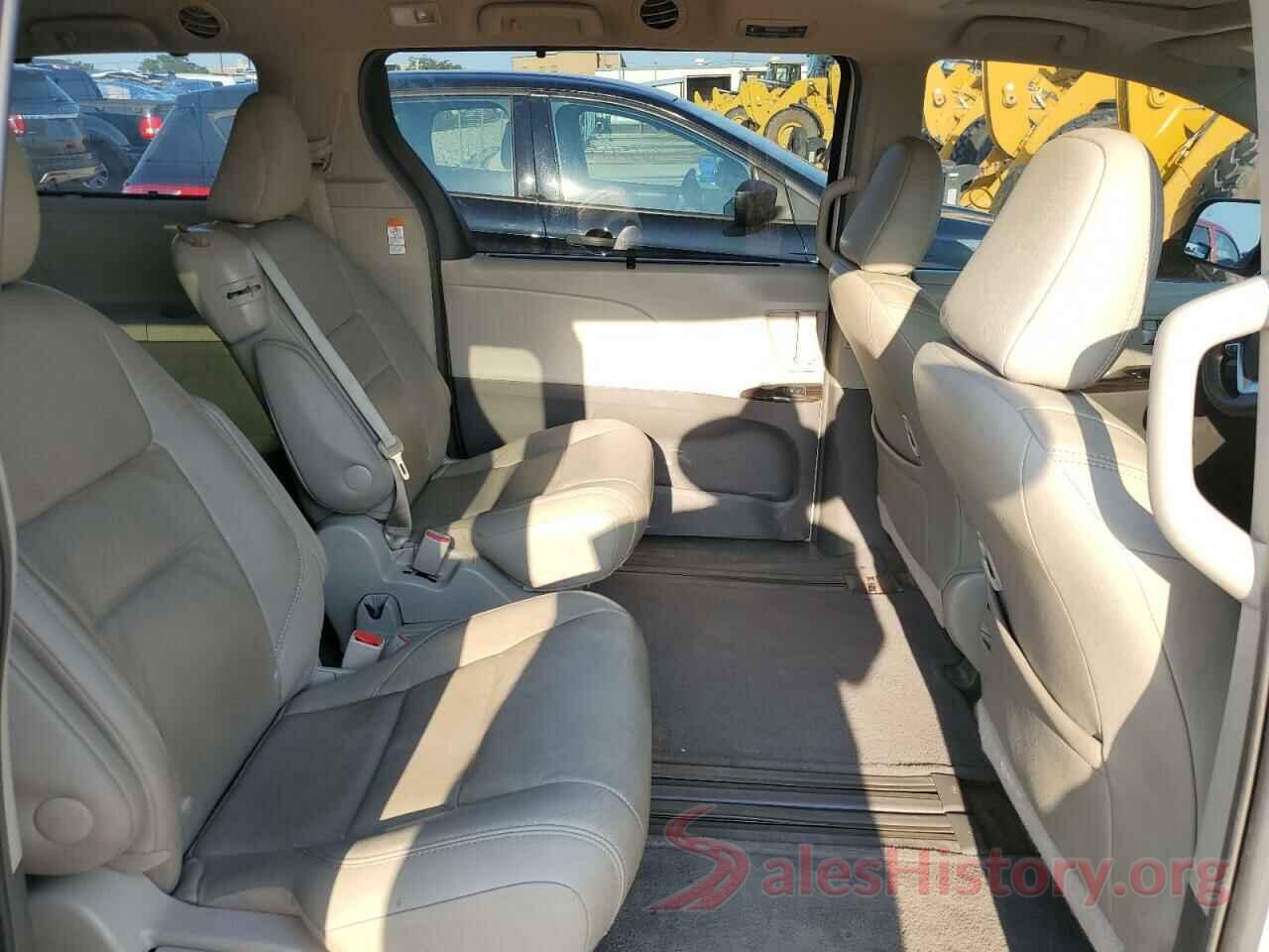 5TDYK3DC0FS553630 2015 TOYOTA SIENNA