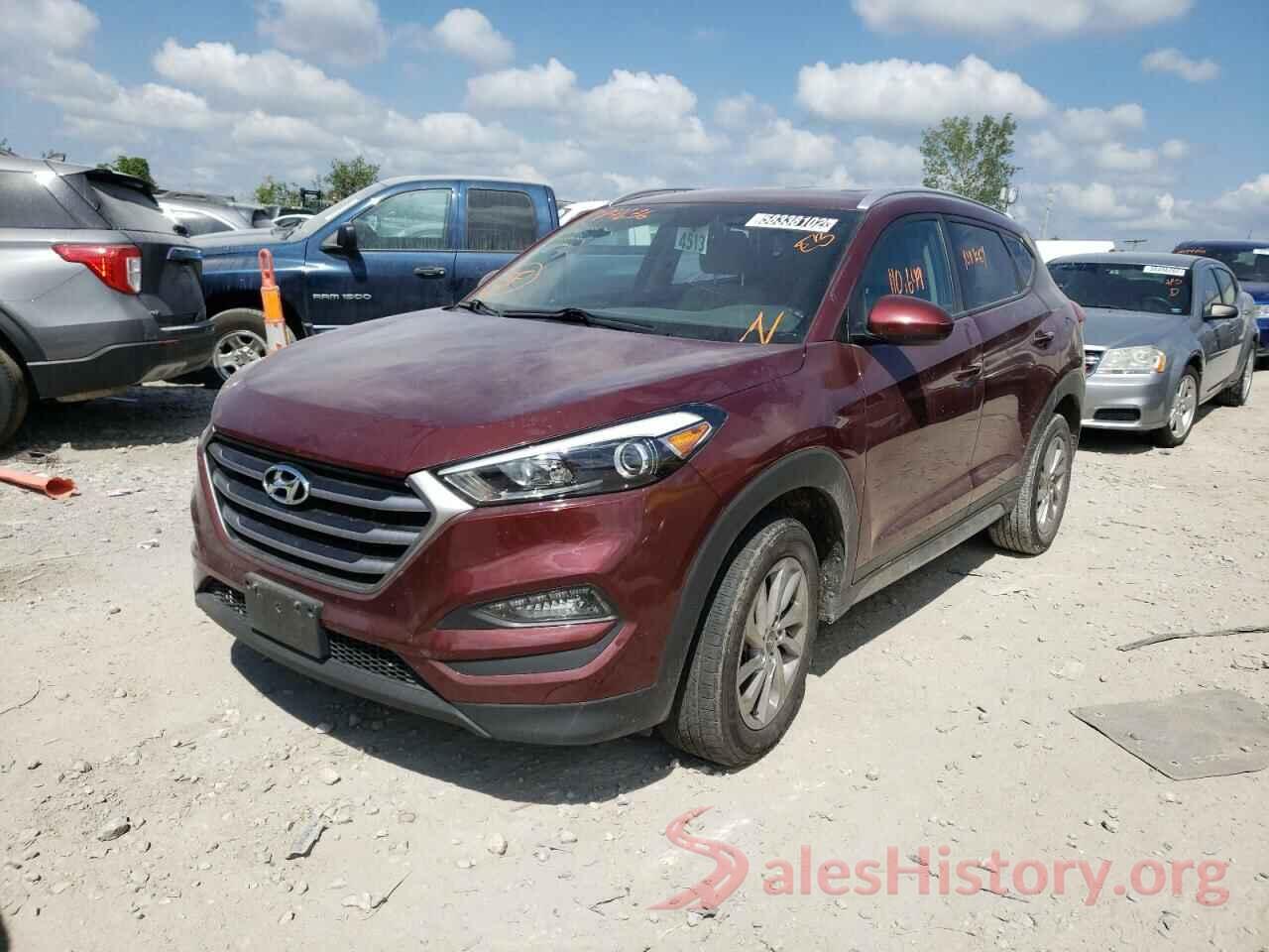 KM8J33A40HU274636 2017 HYUNDAI TUCSON