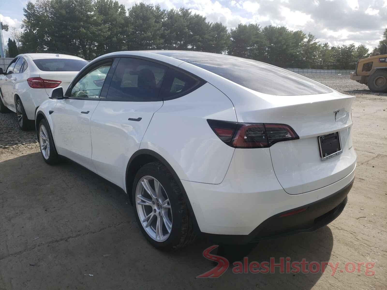 5YJYGDEE3MF255761 2021 TESLA MODEL Y