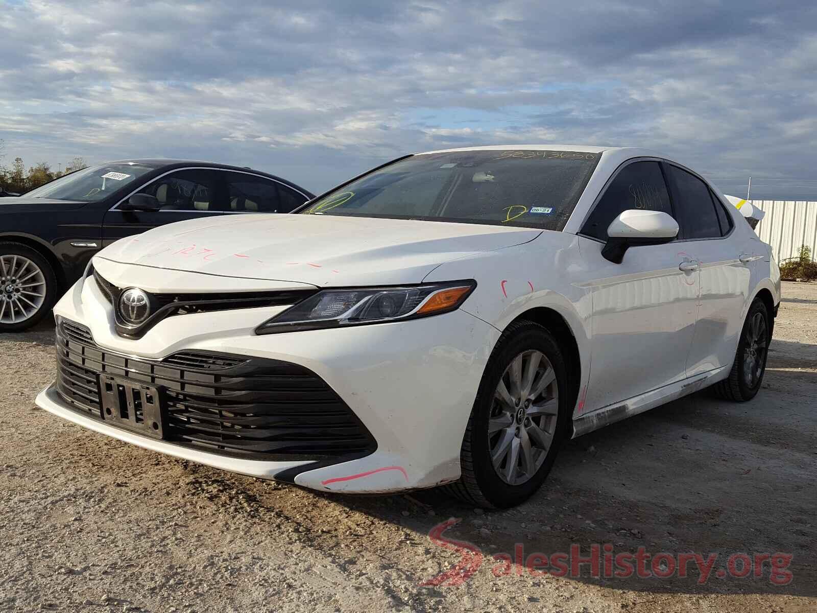 4T1B11HK8JU087234 2018 TOYOTA CAMRY