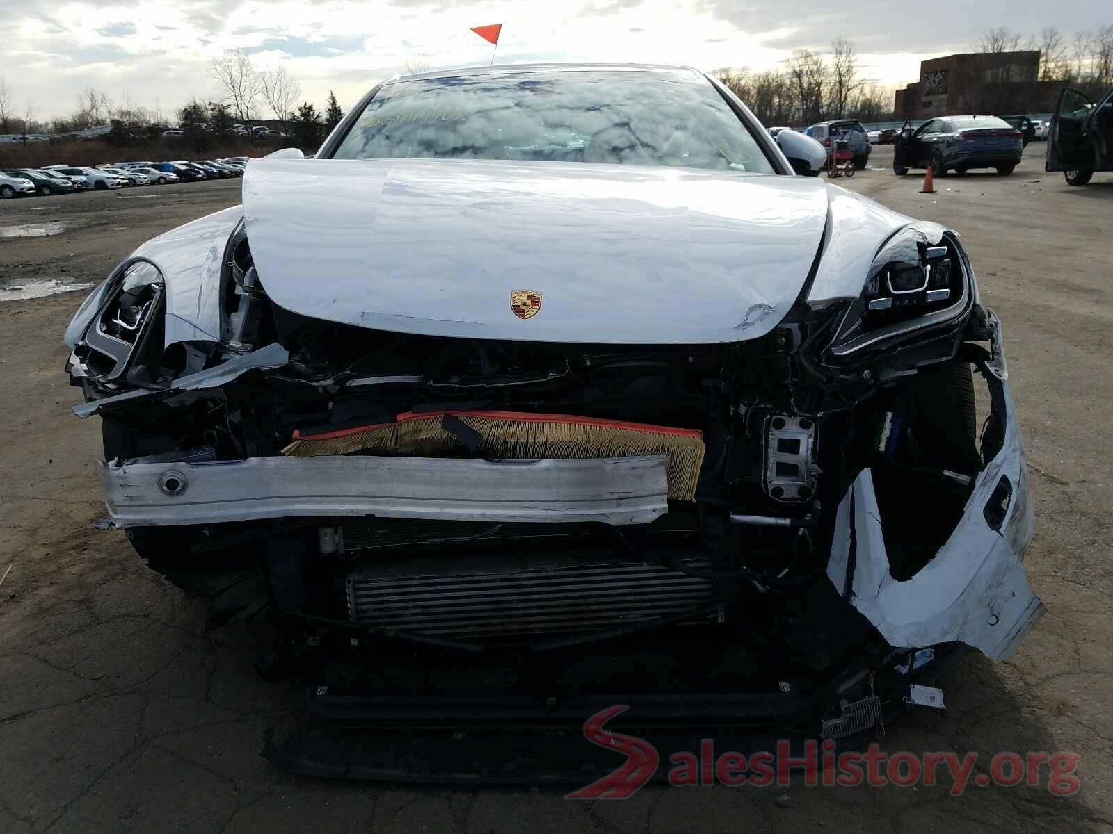 WP0AA2A76JL111063 2018 PORSCHE PANAMERA