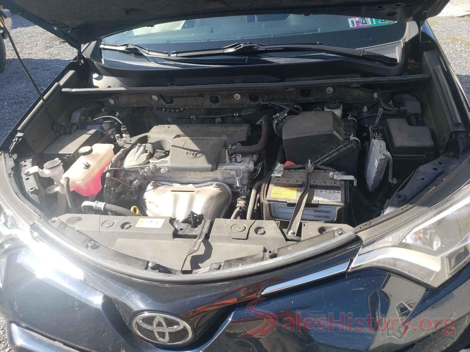 JTMRFREV6HJ137285 2017 TOYOTA RAV4