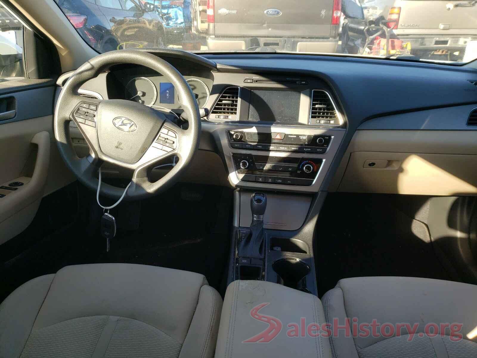 5NPE24AF2HH471012 2017 HYUNDAI SONATA