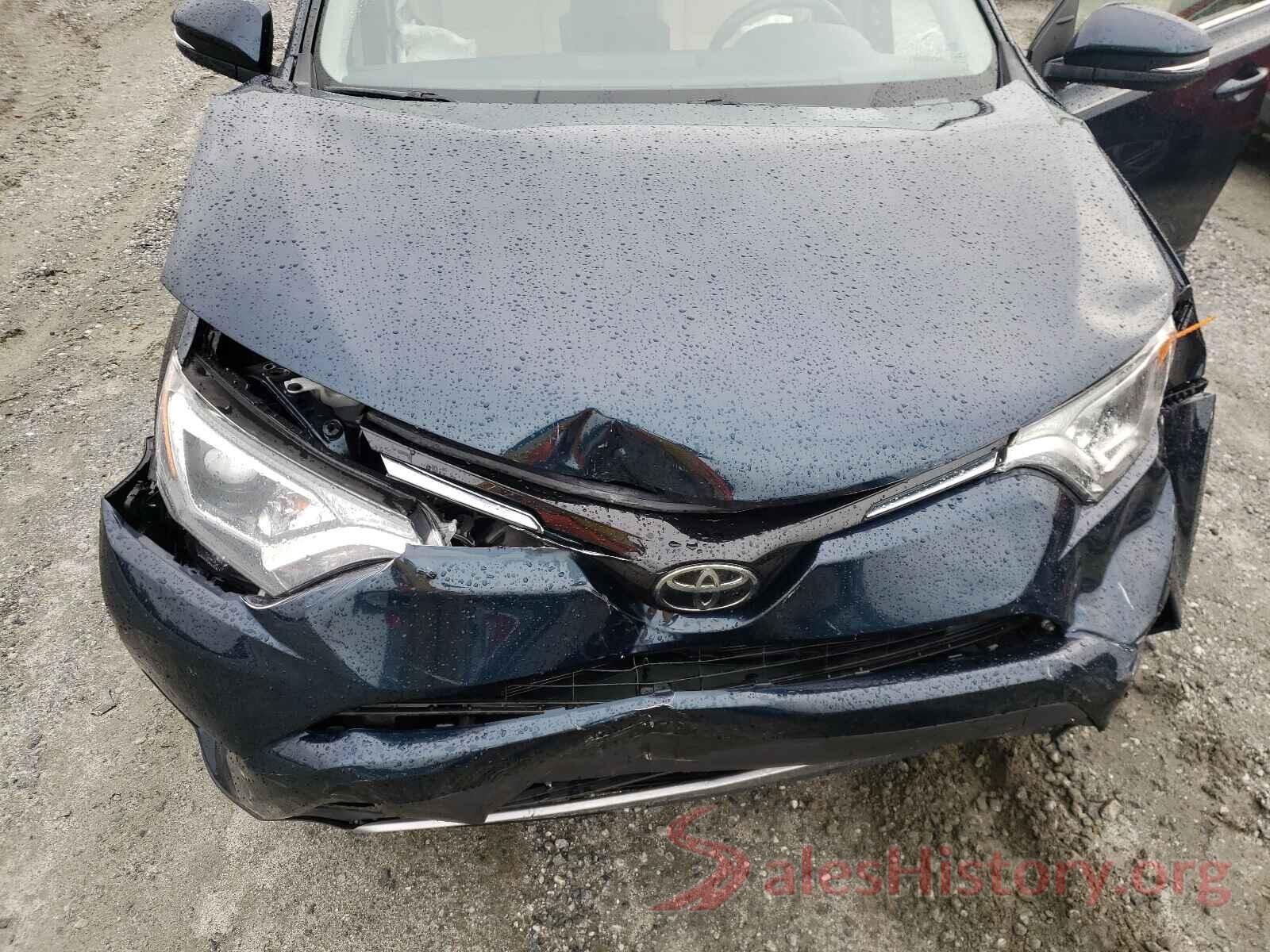 JTMWFREV7HJ719222 2017 TOYOTA RAV4