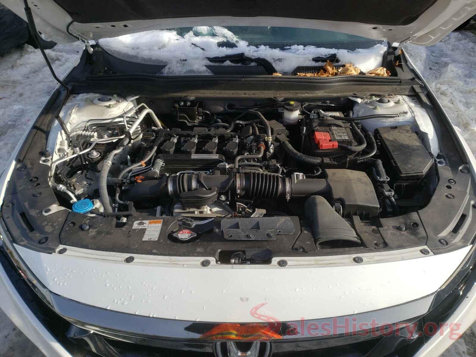 1HGCV1F35JA164167 2018 HONDA ACCORD