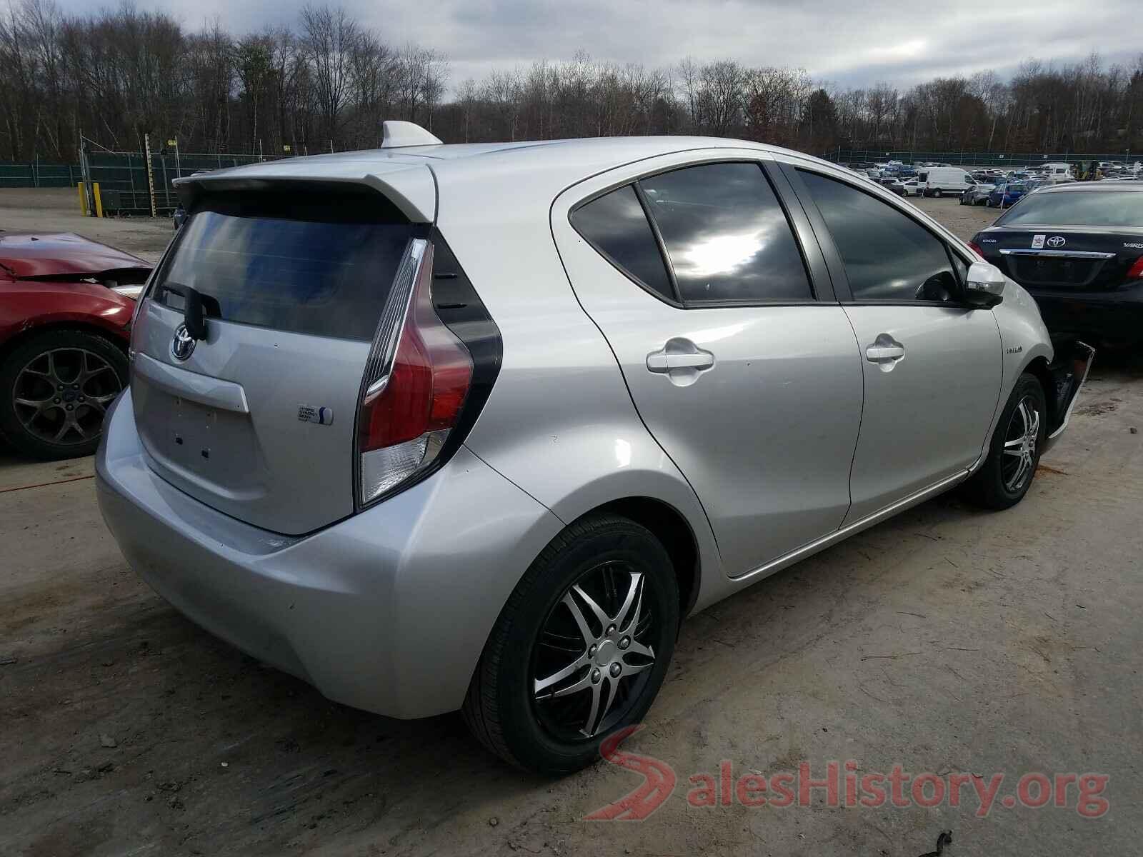 JTDKDTB35G1589895 2016 TOYOTA PRIUS