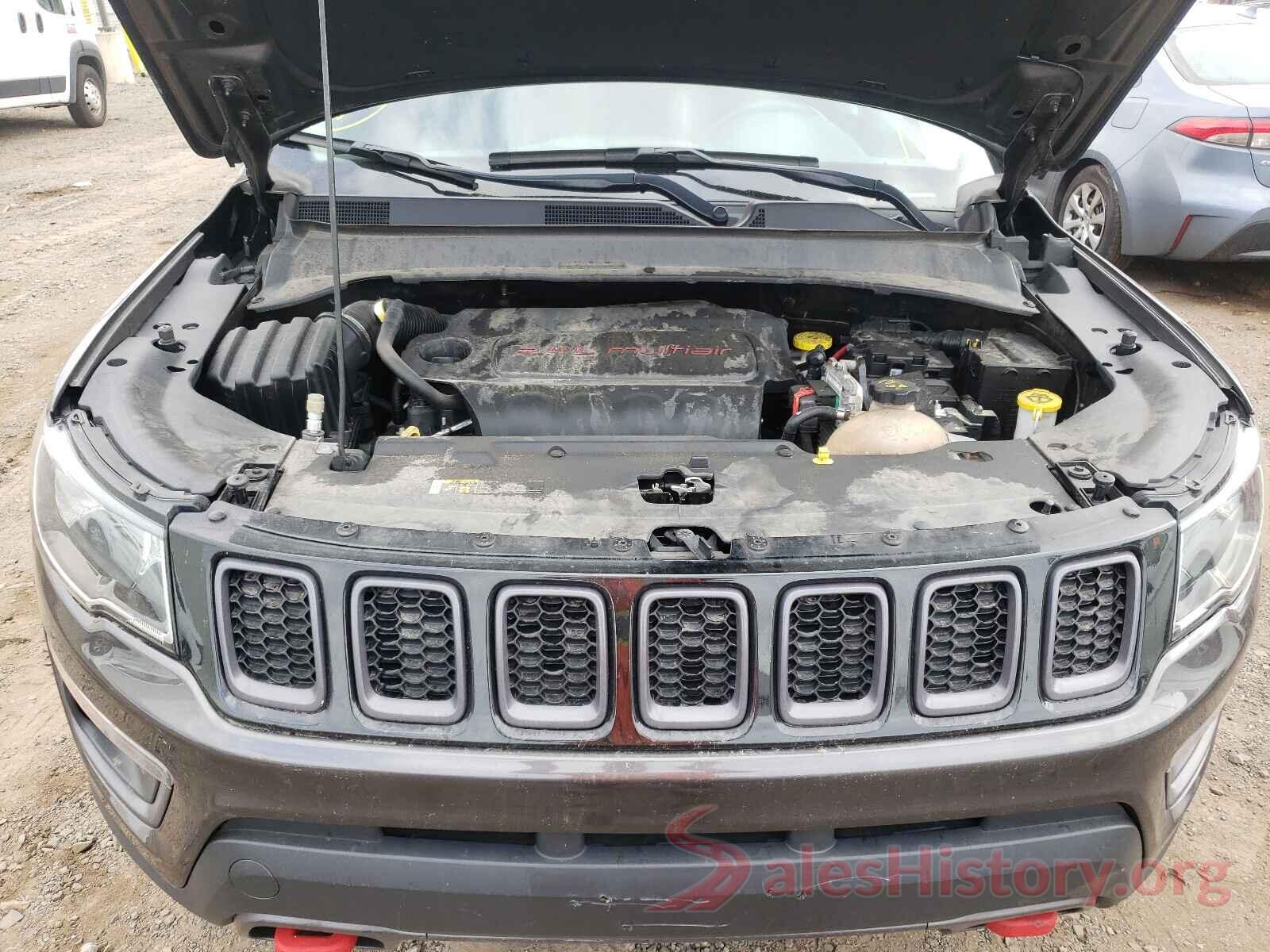 3C4NJDDB7JT451761 2018 JEEP COMPASS