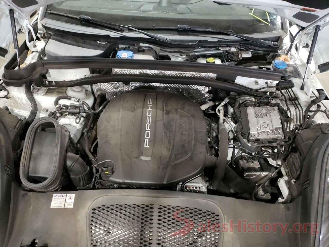 WP1AA2A58KLB06204 2019 PORSCHE MACAN