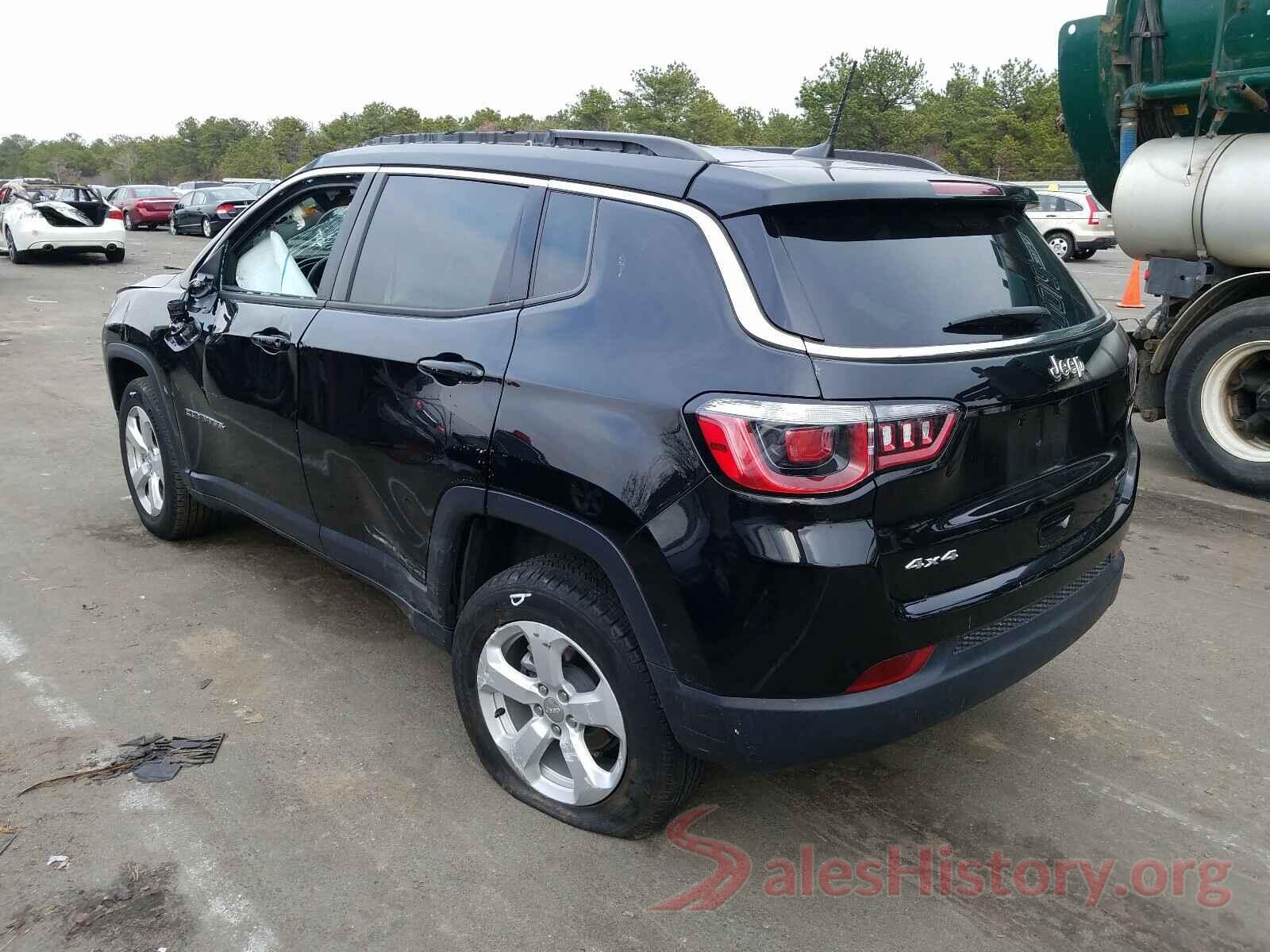 3C4NJDBB4JT481819 2018 JEEP COMPASS