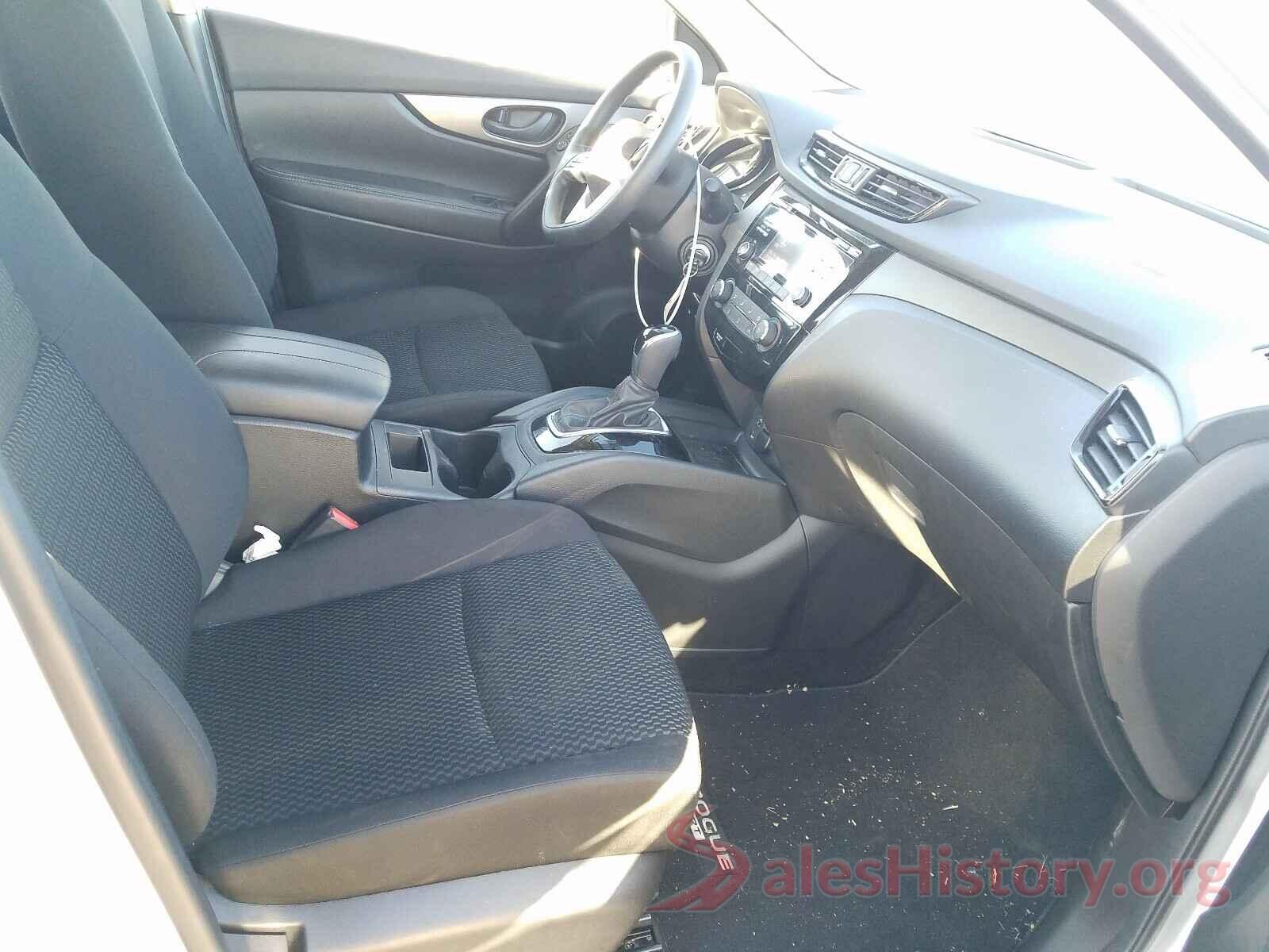 JN1BJ1CP2JW183536 2018 NISSAN ROGUE