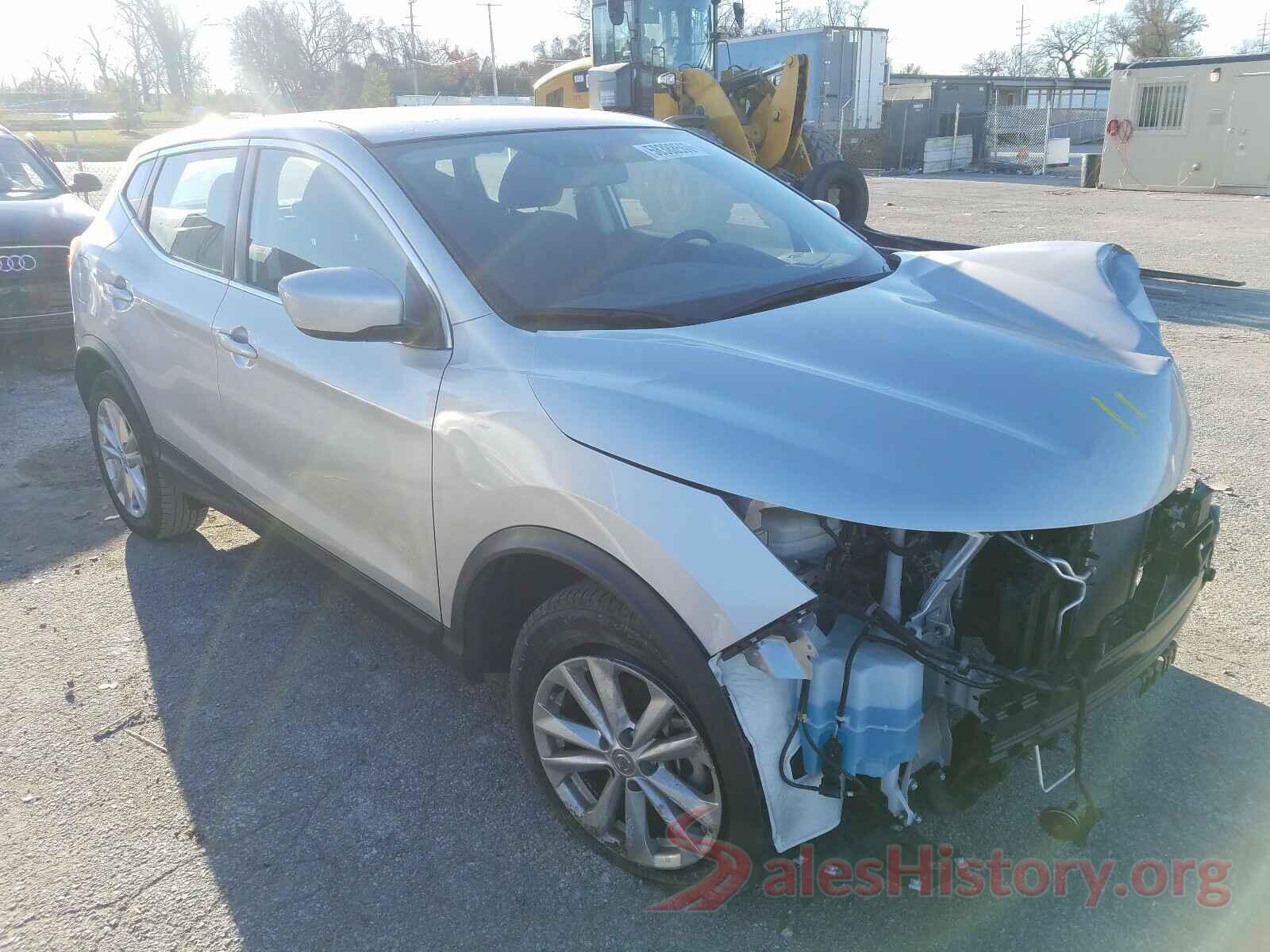 JN1BJ1CP2JW183536 2018 NISSAN ROGUE