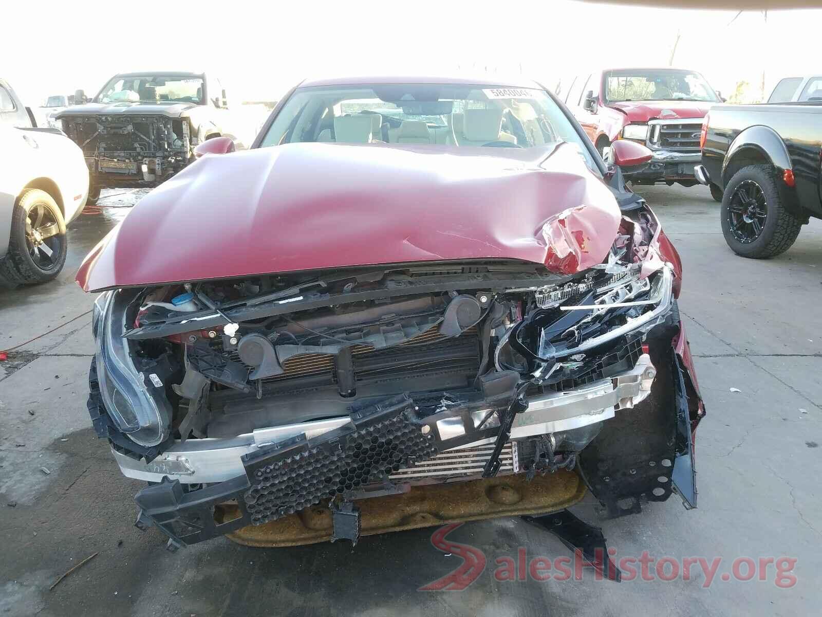 1HGCV1F52JA043940 2018 HONDA ACCORD