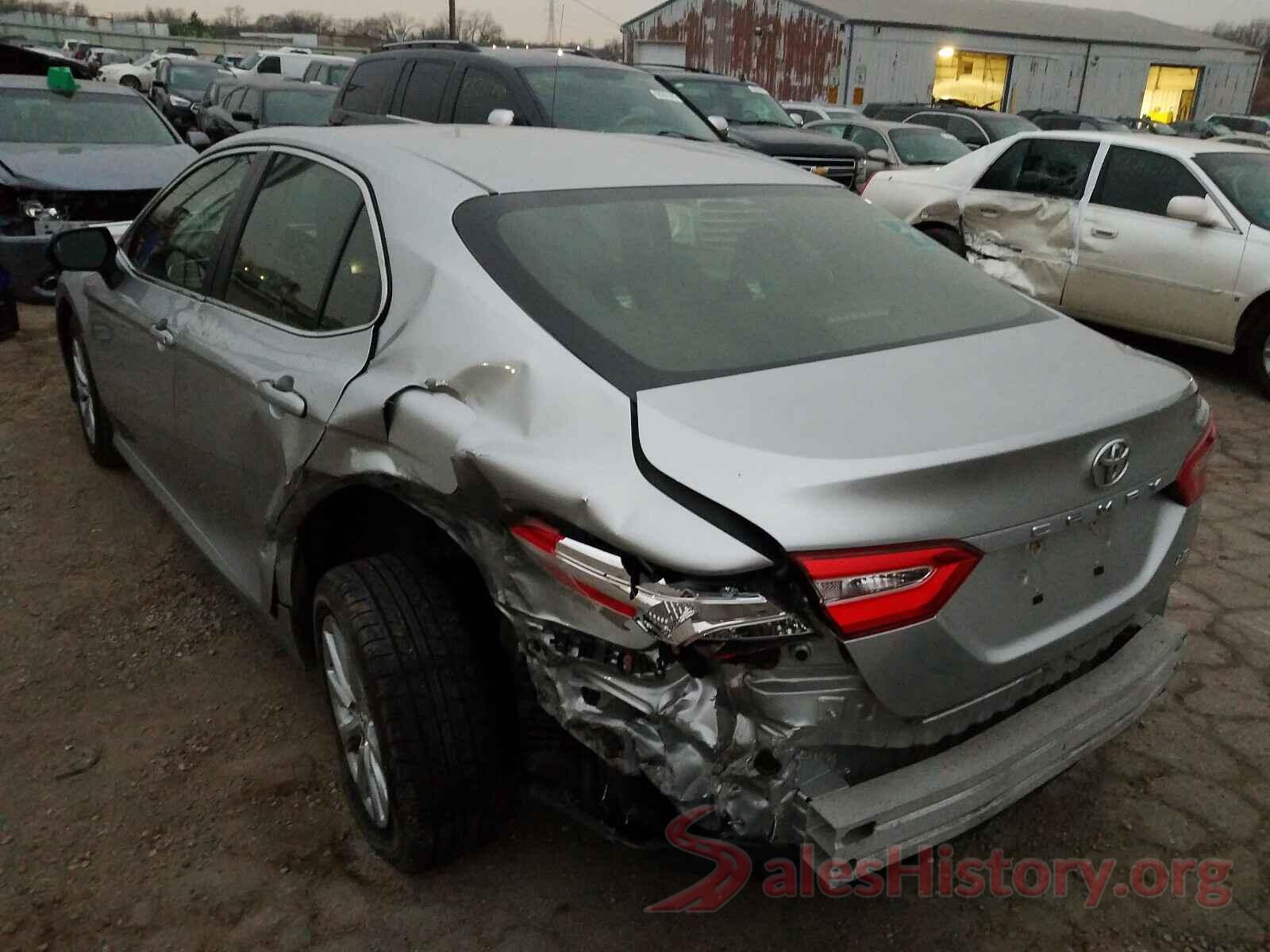 JTNB11HK6J3026468 2018 TOYOTA CAMRY